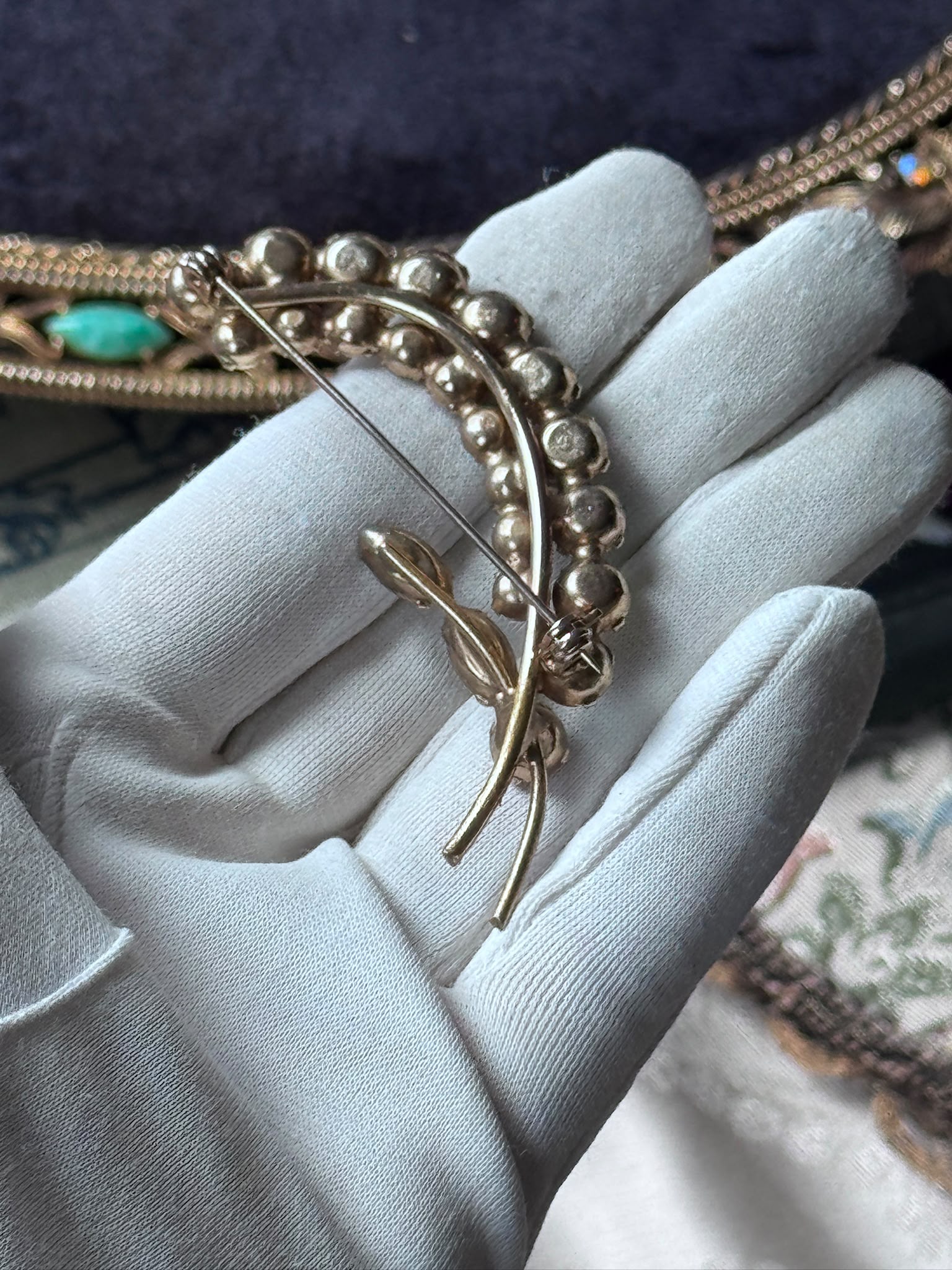 Vintage 1950s Feather Shape Aurora borealis Rhinestone Sparkling Brooch(MT2589-35)