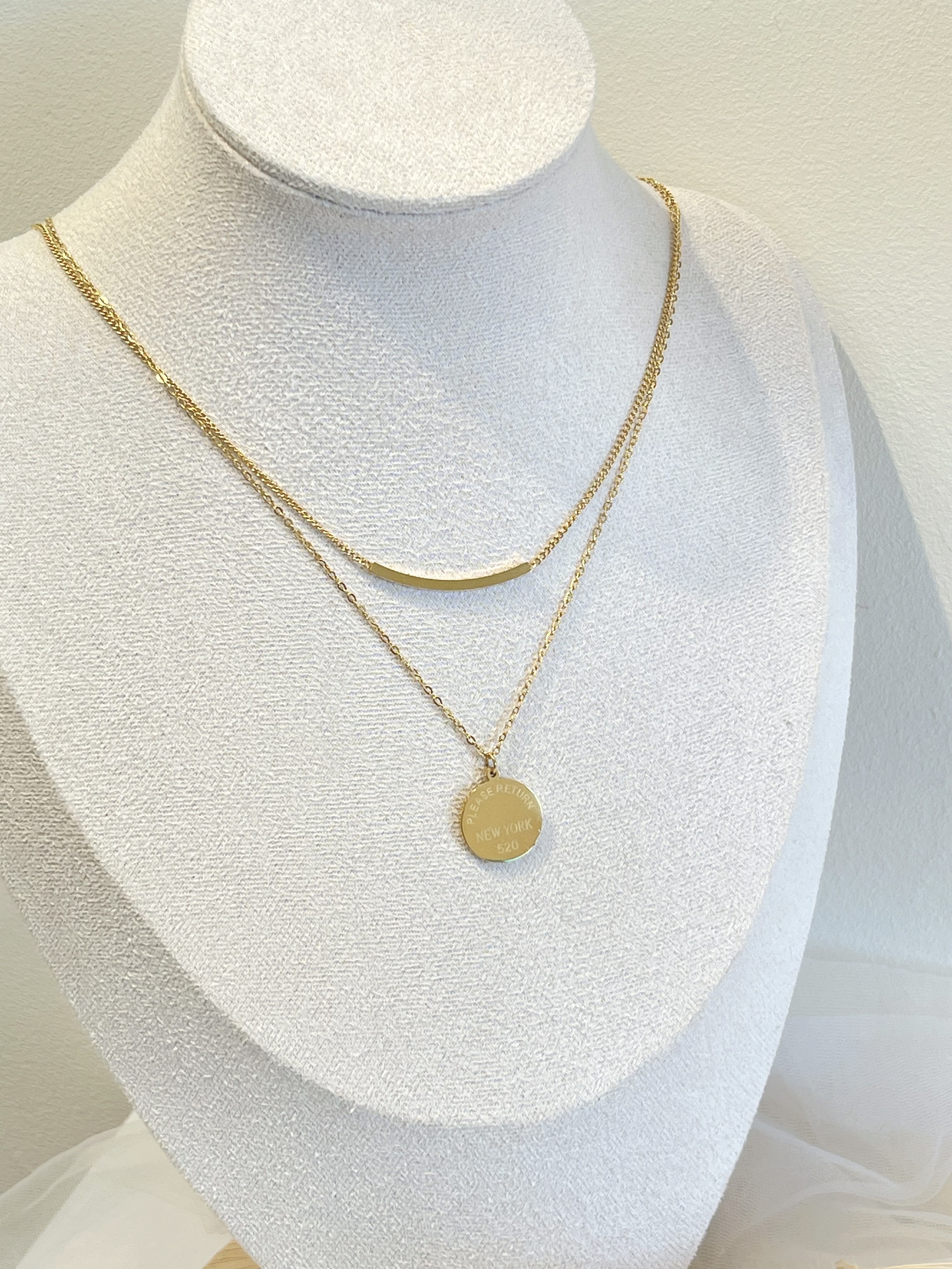 简约字母小圆牌双链钛钢项链