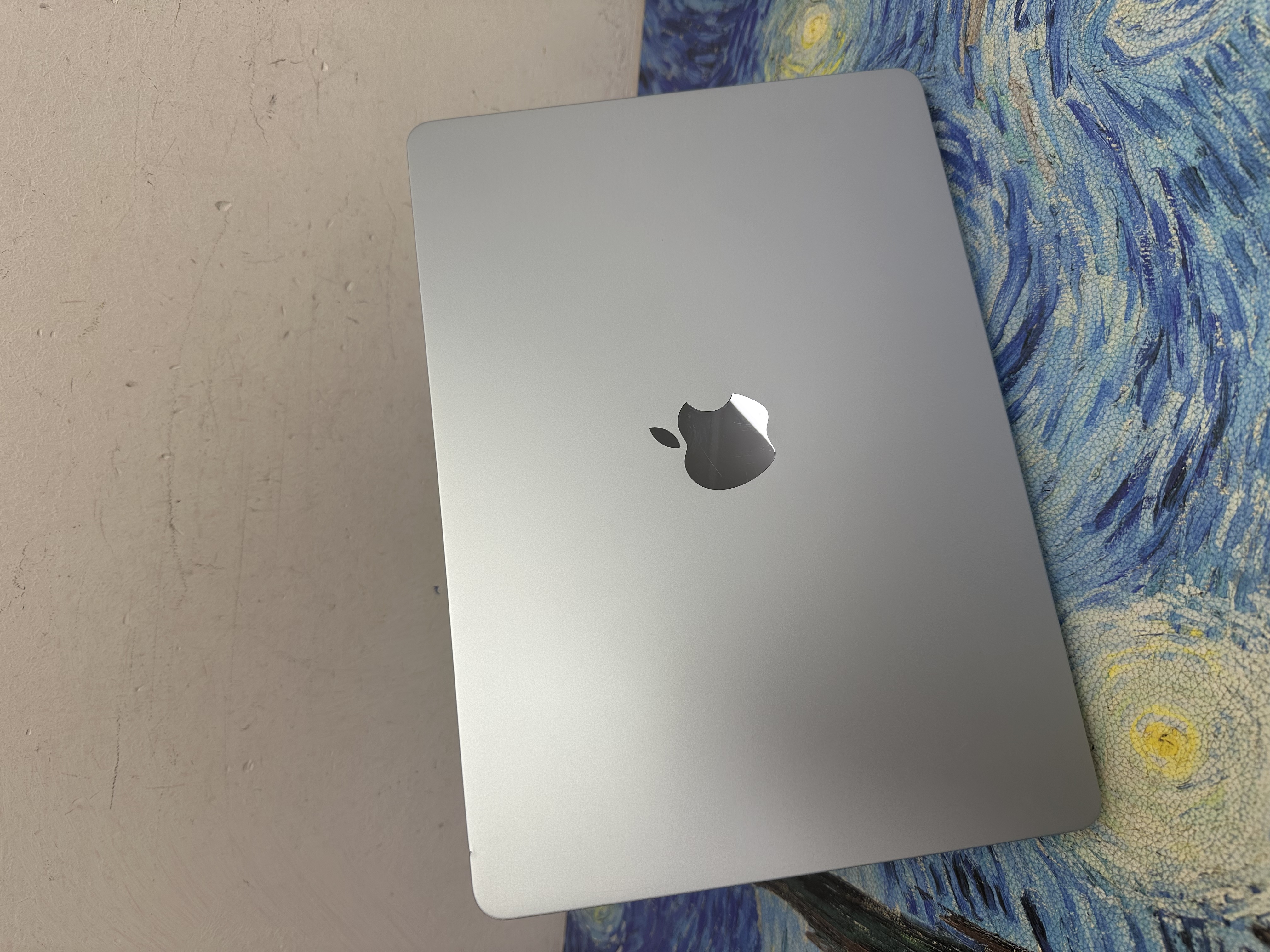 #6272 APPLE  MacBook Air M4 2025 M4 CPU/ 16GB Ram/256GB SSD/8核心GPU/Liquid Retina Mon/13吋/天藍色/Gaming Laptop / Notebook / 超強續航能力/文書機 / 畫圖 / 剪片 / Movie / Netflix 