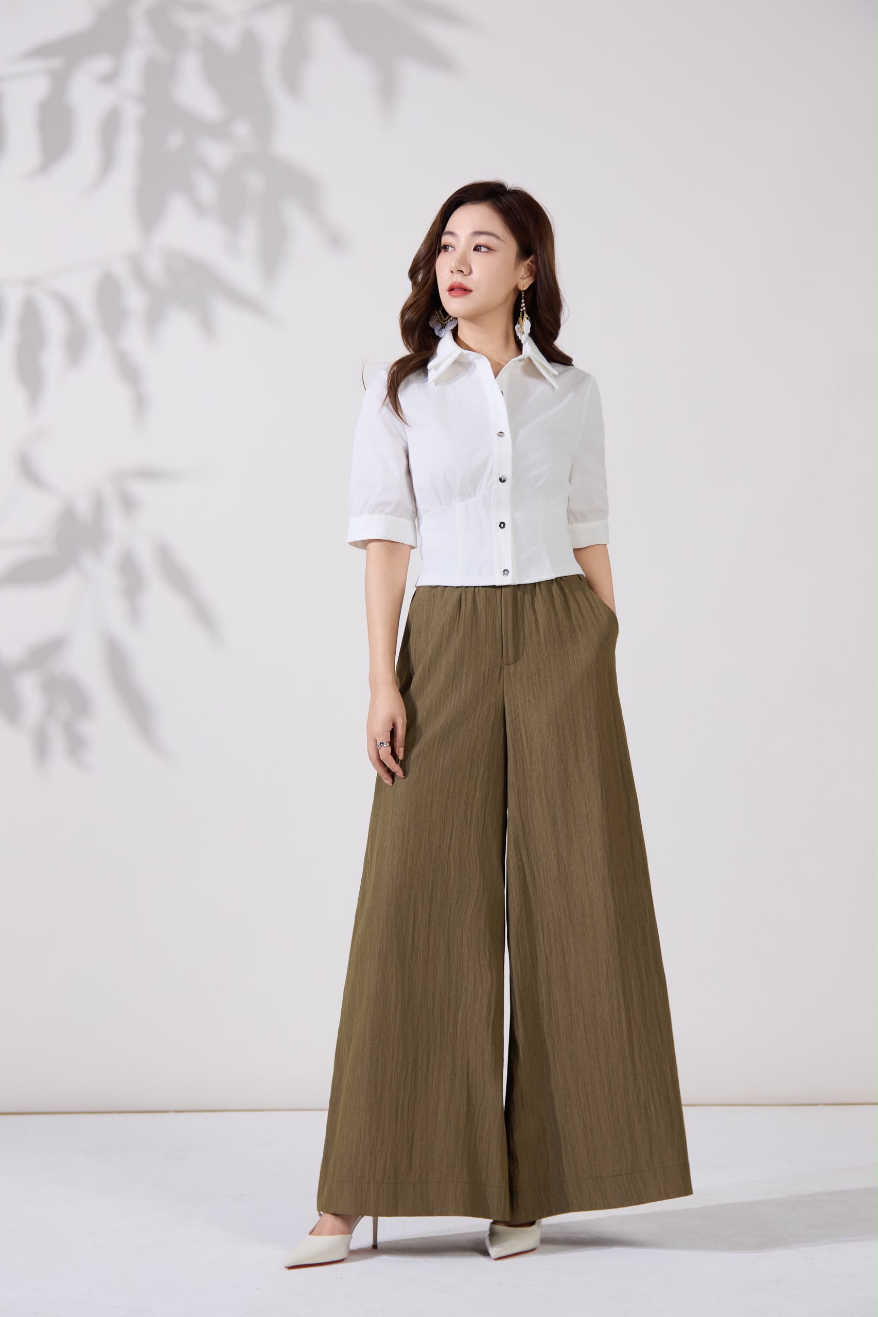 10241243 Aria Sculpted Waist Shirt