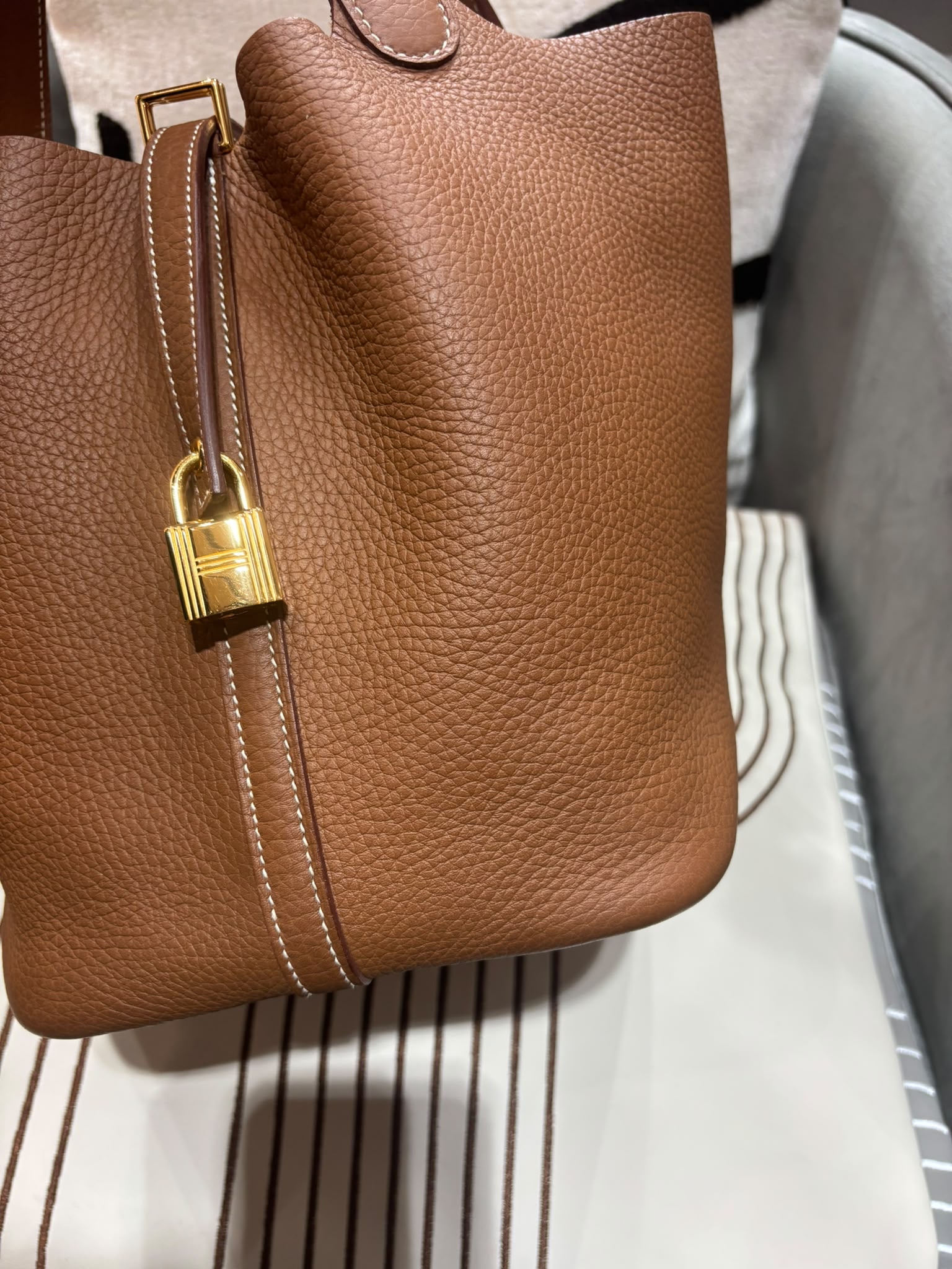 Hermes picotin 22,STAMP W Gold/Gold 100%Authentic, 98%New unused  ✅收據副本✅key lock ✅Dust bag✅box