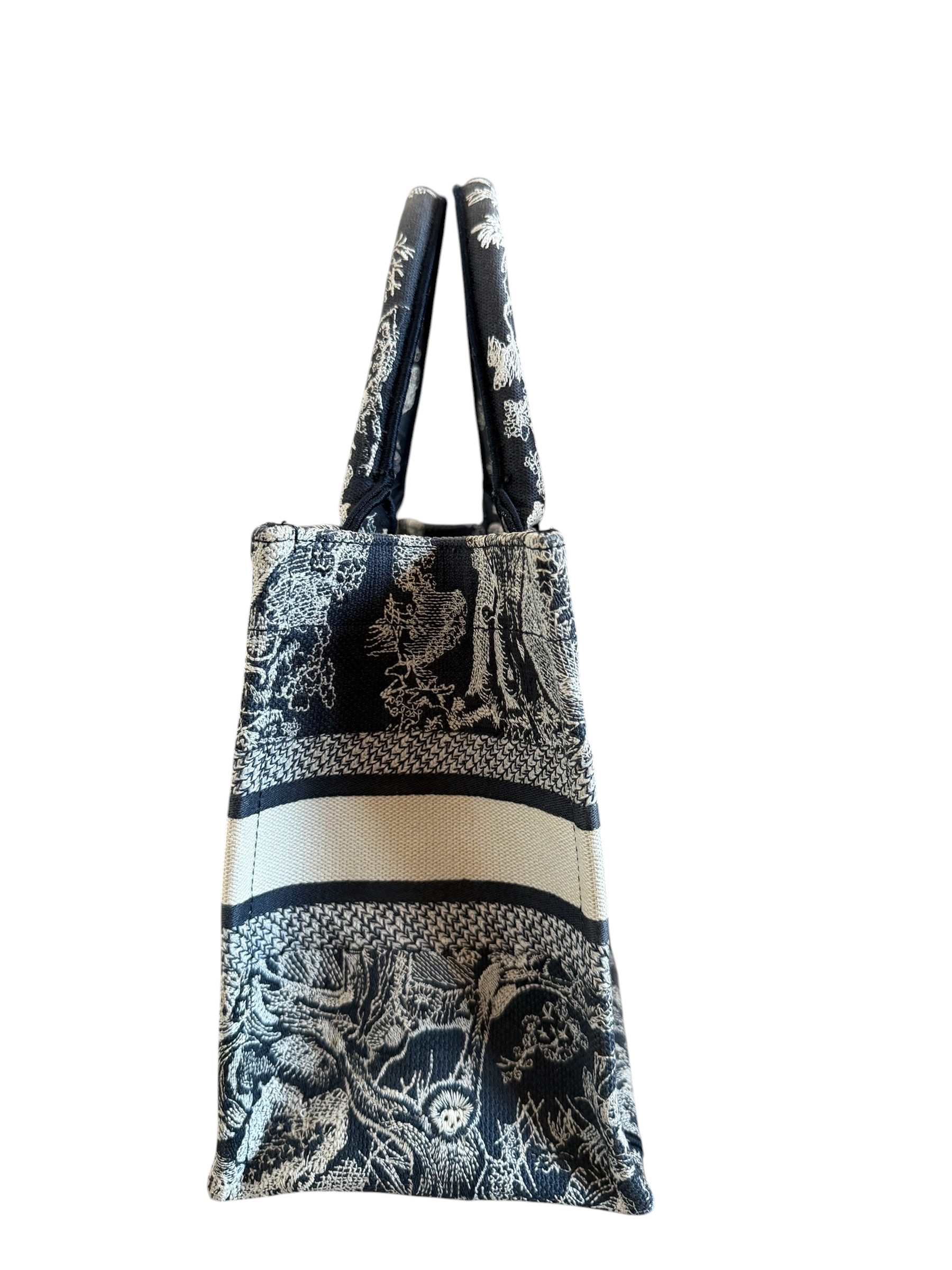 Pre-Owned DIOR Book Tote / Product Code: W52001