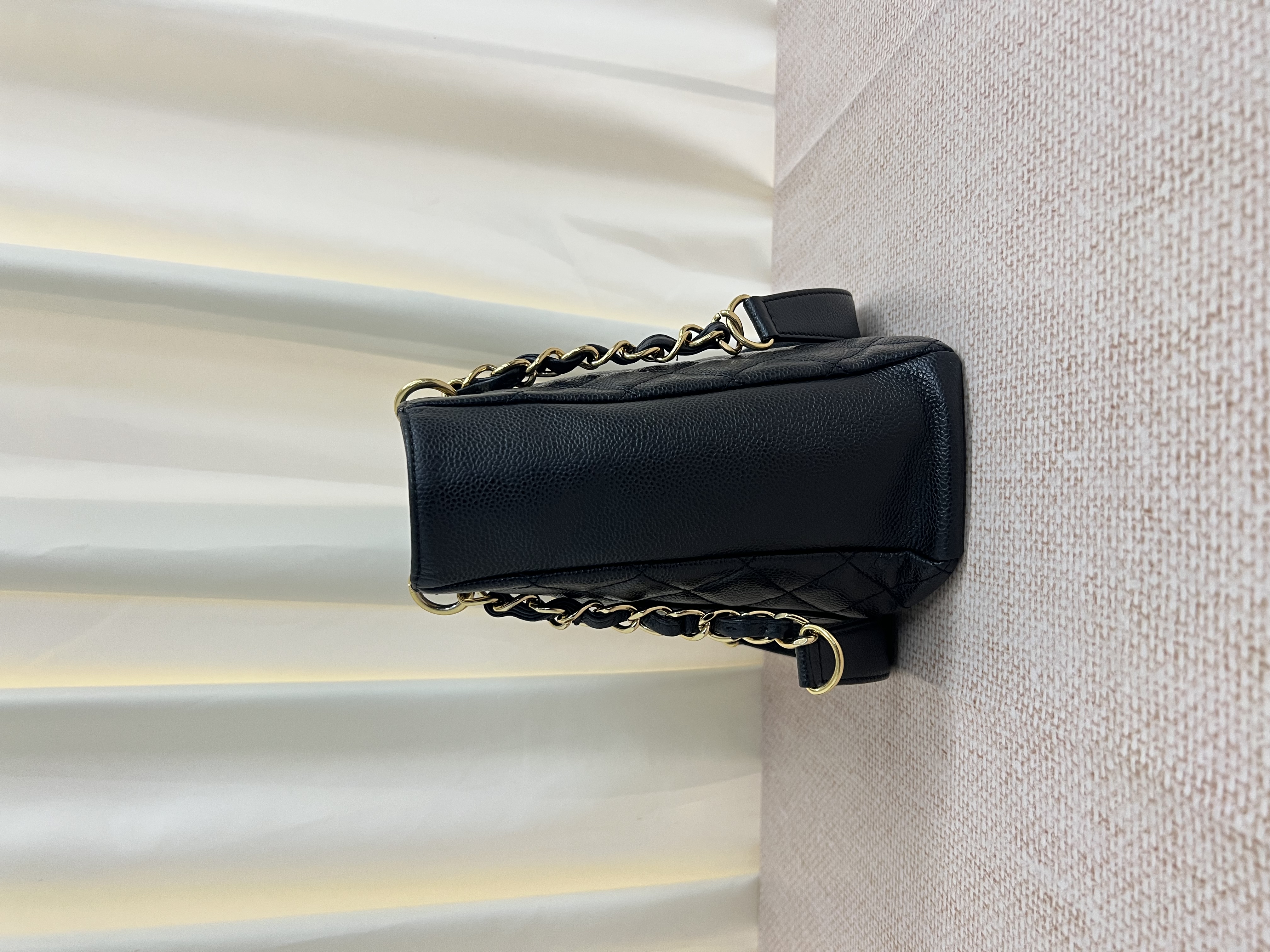 Pre-owned Chanel Petite Shopping Tote / Product Code: 26041711