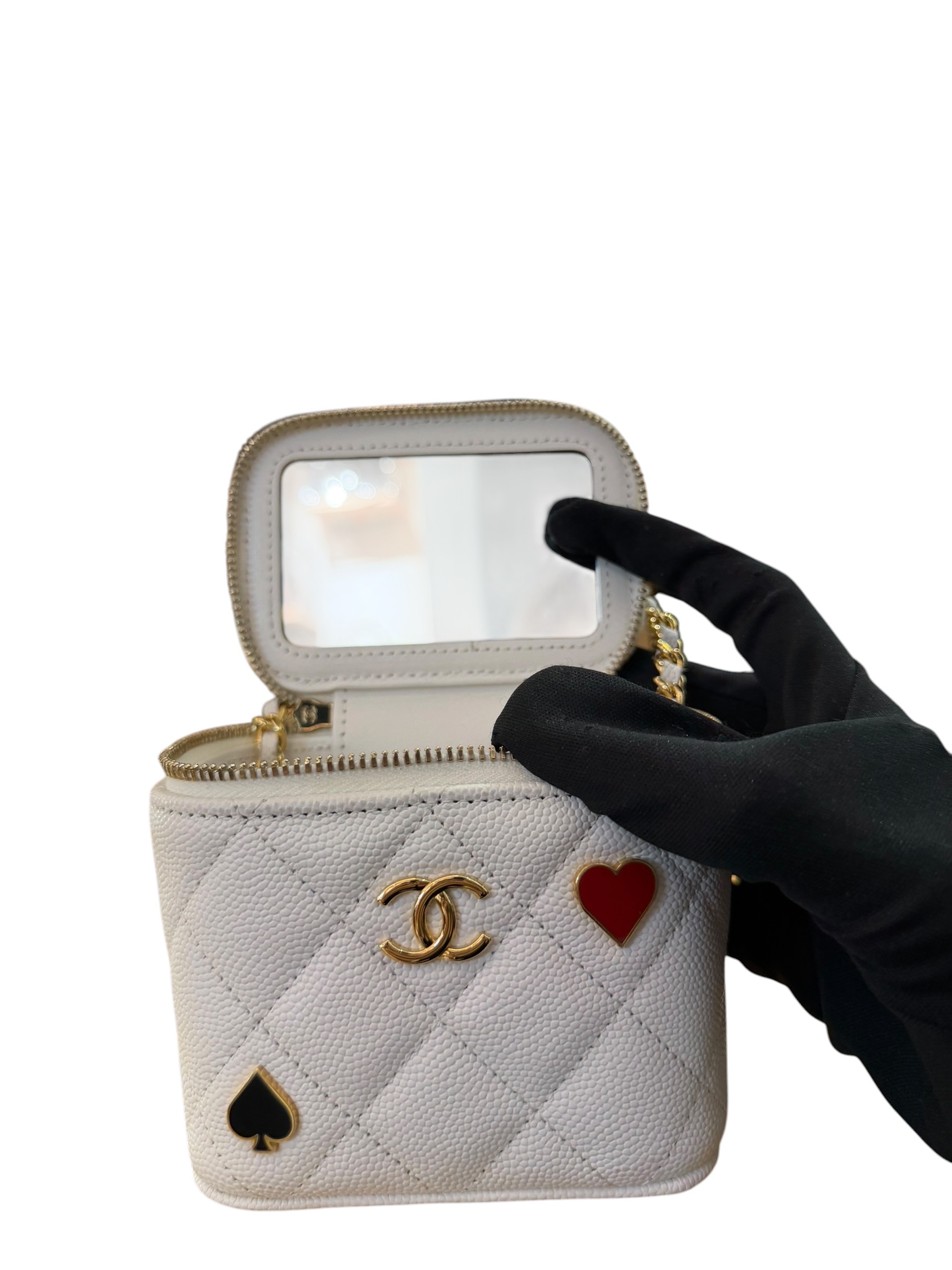 直播貨品 |  [1個-$100 2個-$300］F32