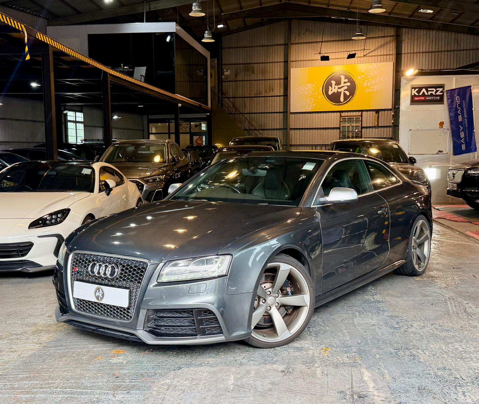 Audi RS5 Coupe 4.2 Quattro 2011