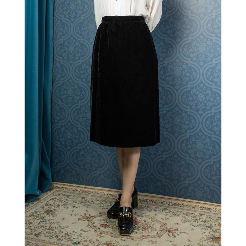 Vintage Japanese Belle Emilia Black Velvet Skirt - Waist 28" (MU039-2)