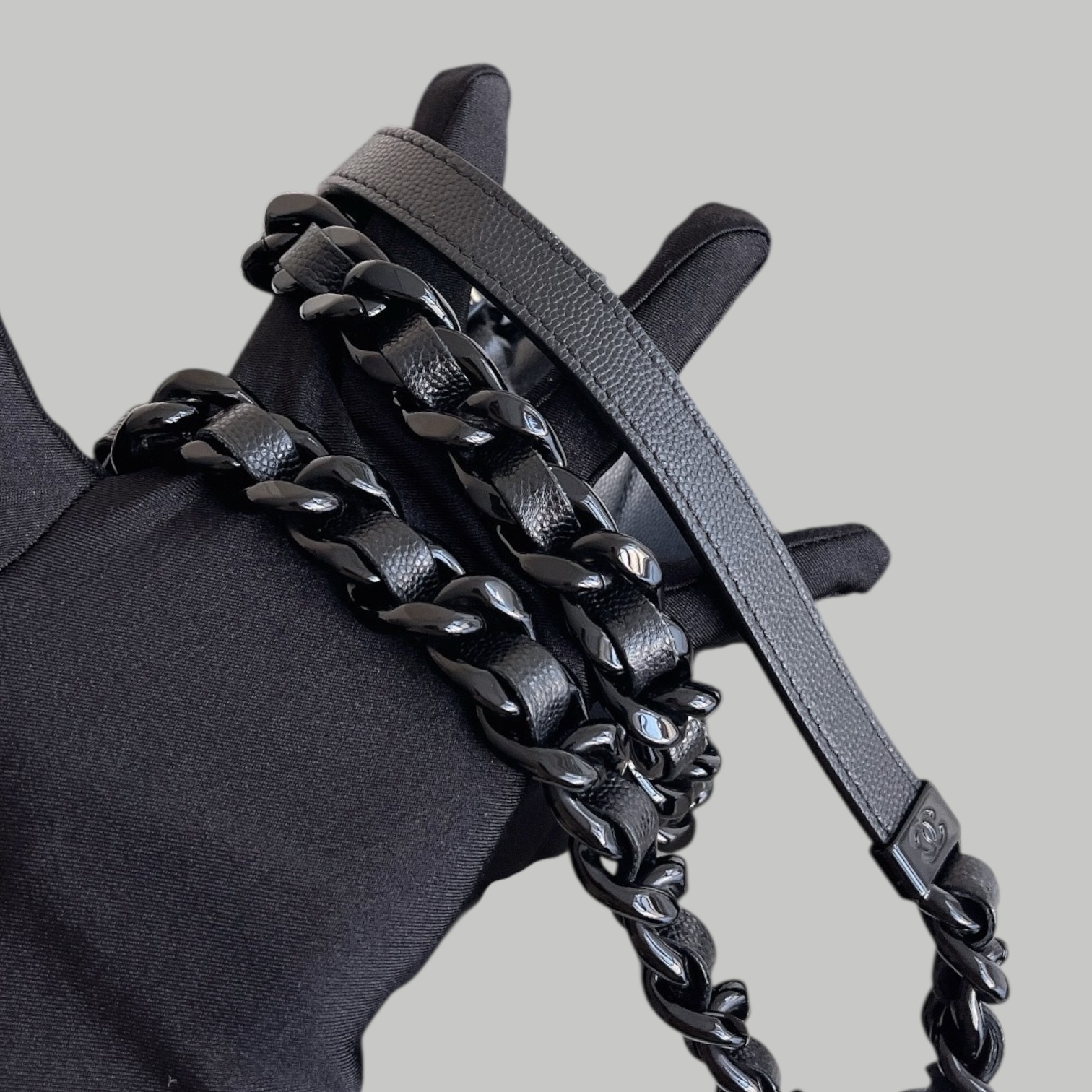 Chanel Caviar so black 