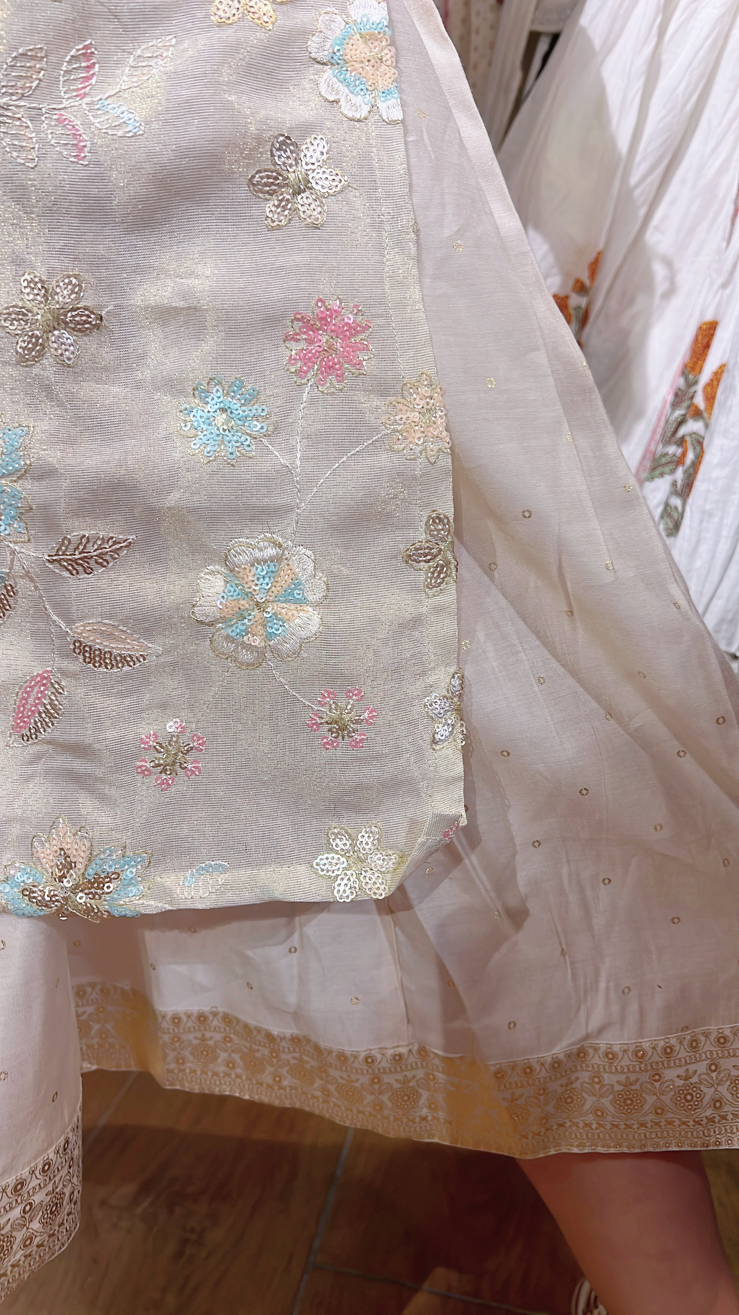 Beige gold full emb. set of 2 sleeveless OP (inner 47") #1018