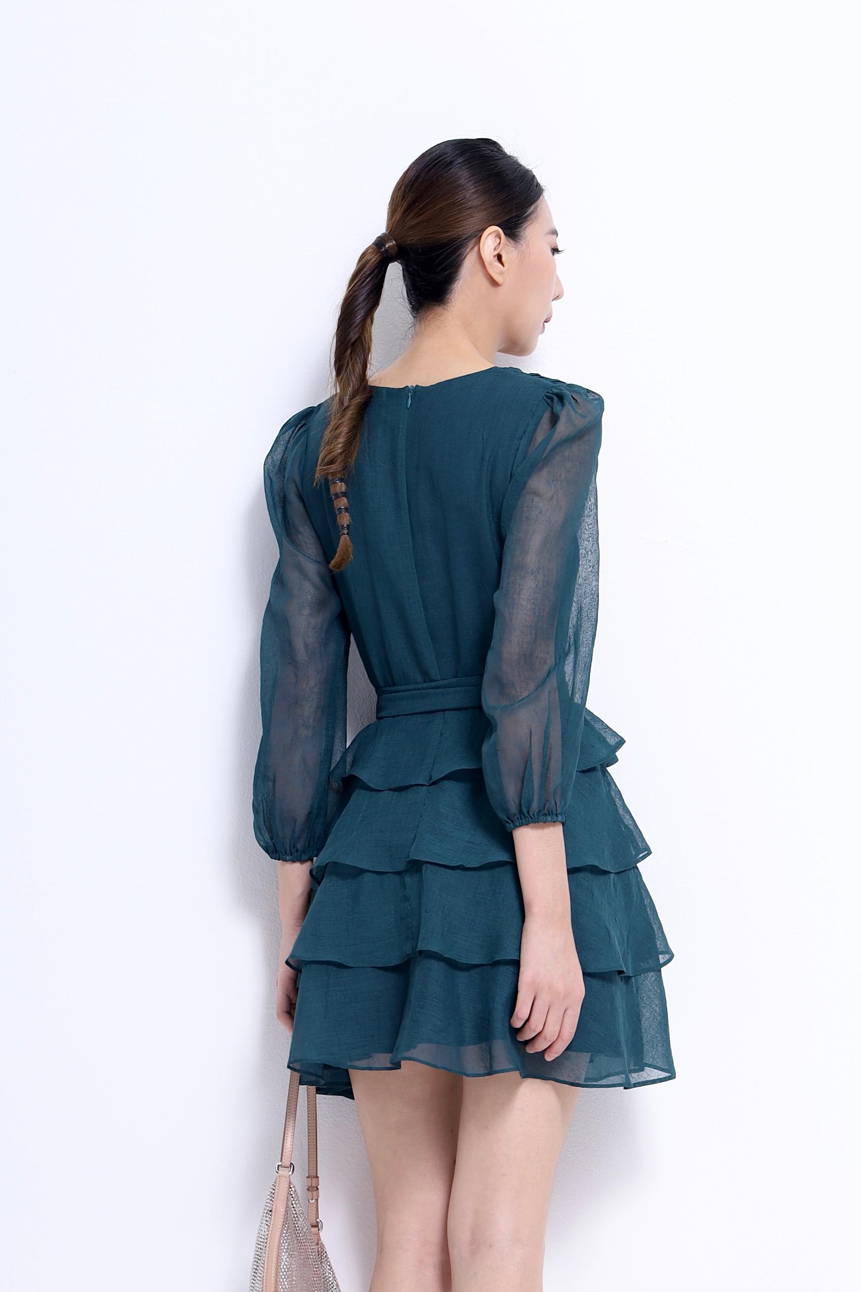 独家V领蛋糕连身裙 2134