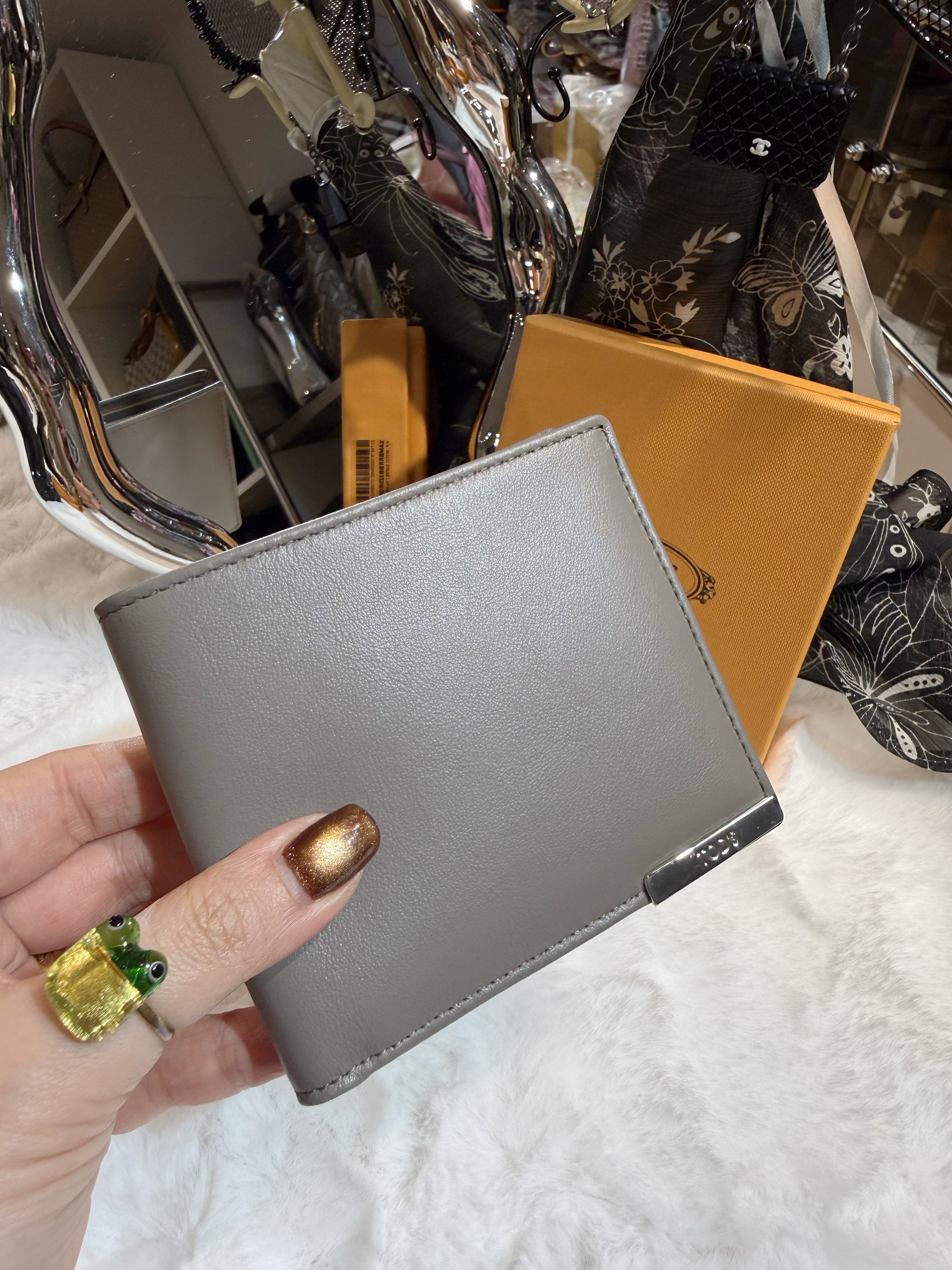 Tod’s bi fold wallet 738/grey