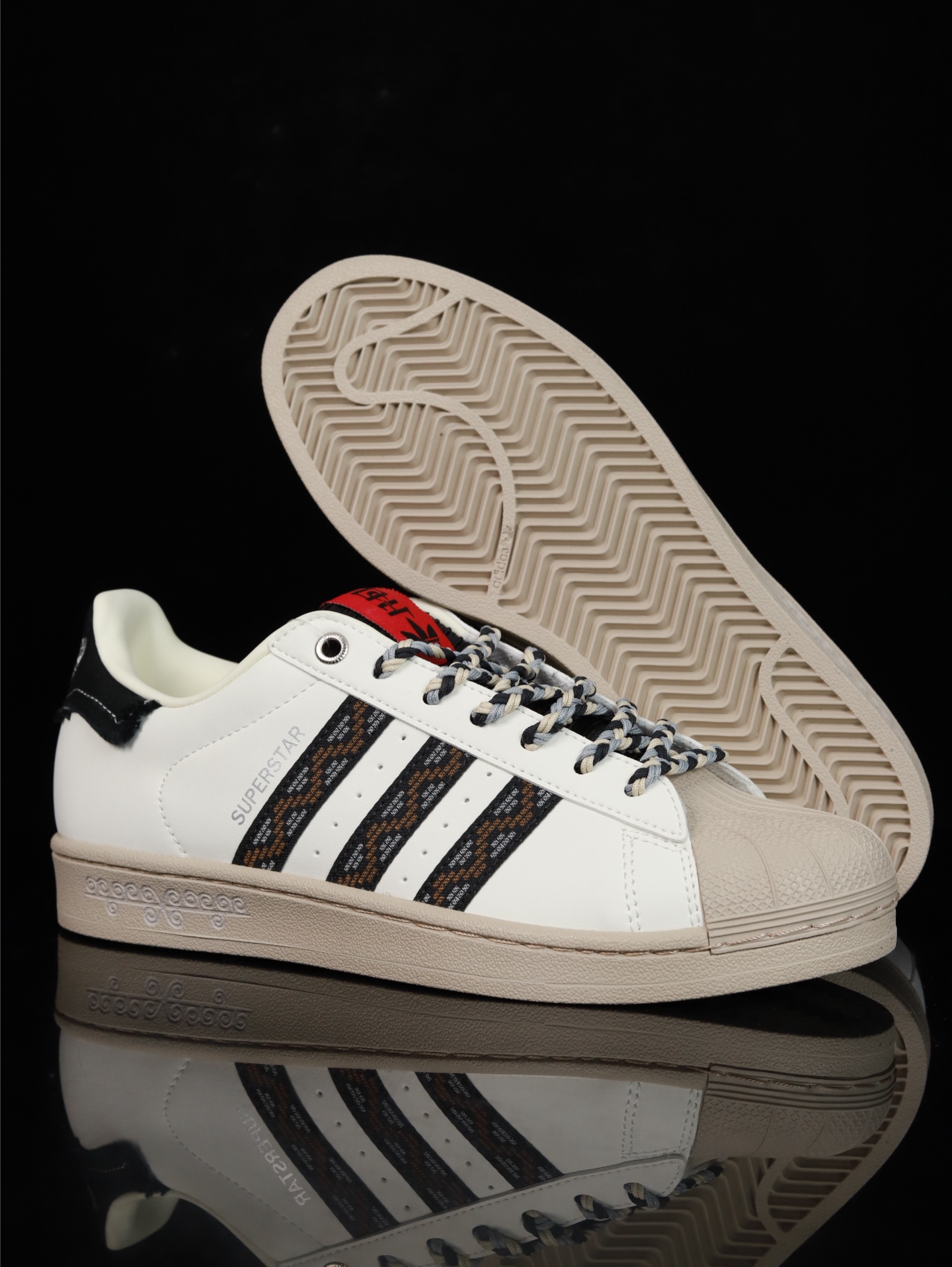 Adidas Superstar JQ8722