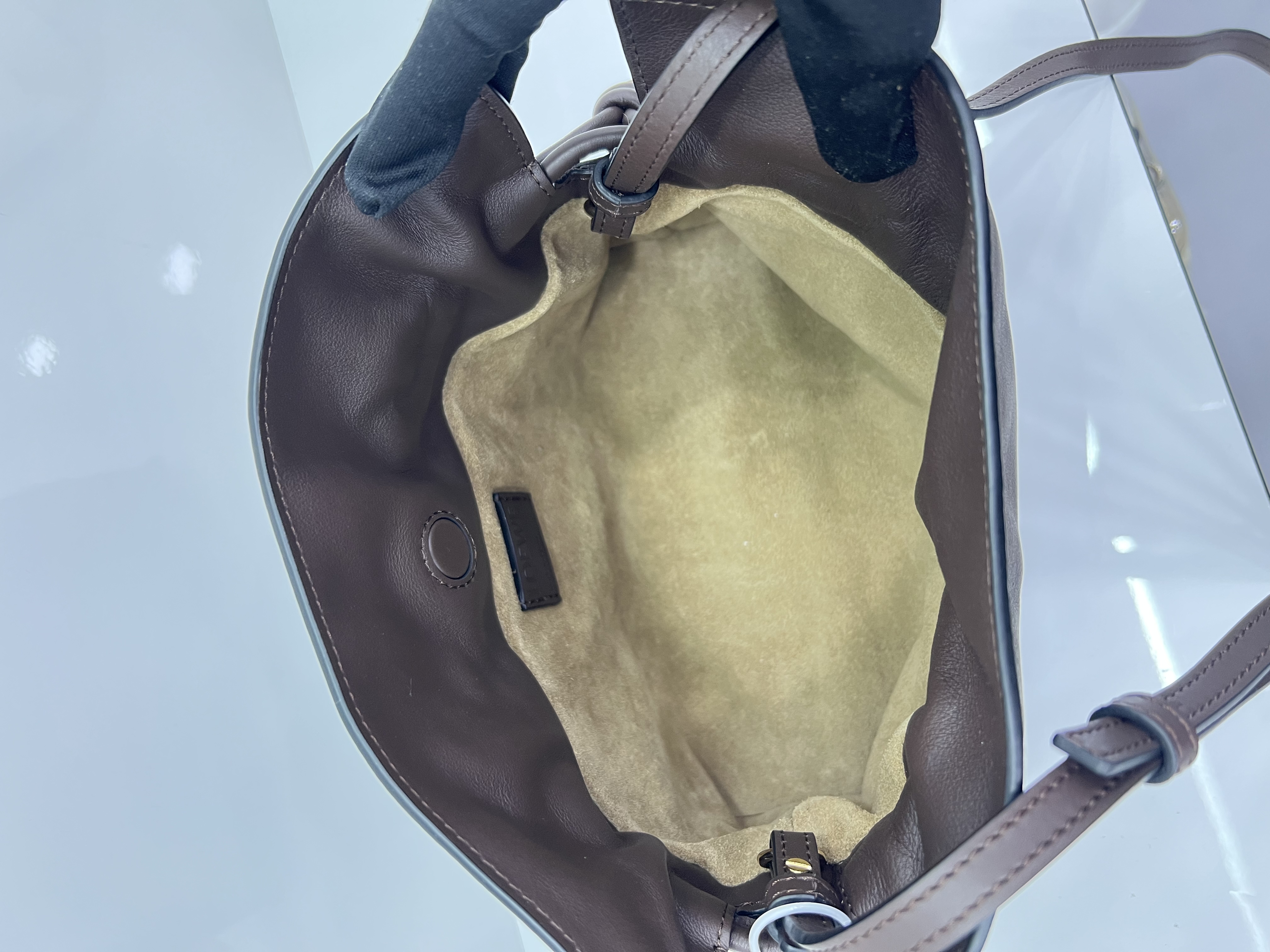 直播貨品 |  [1個-$100 2個-$300］ EE20