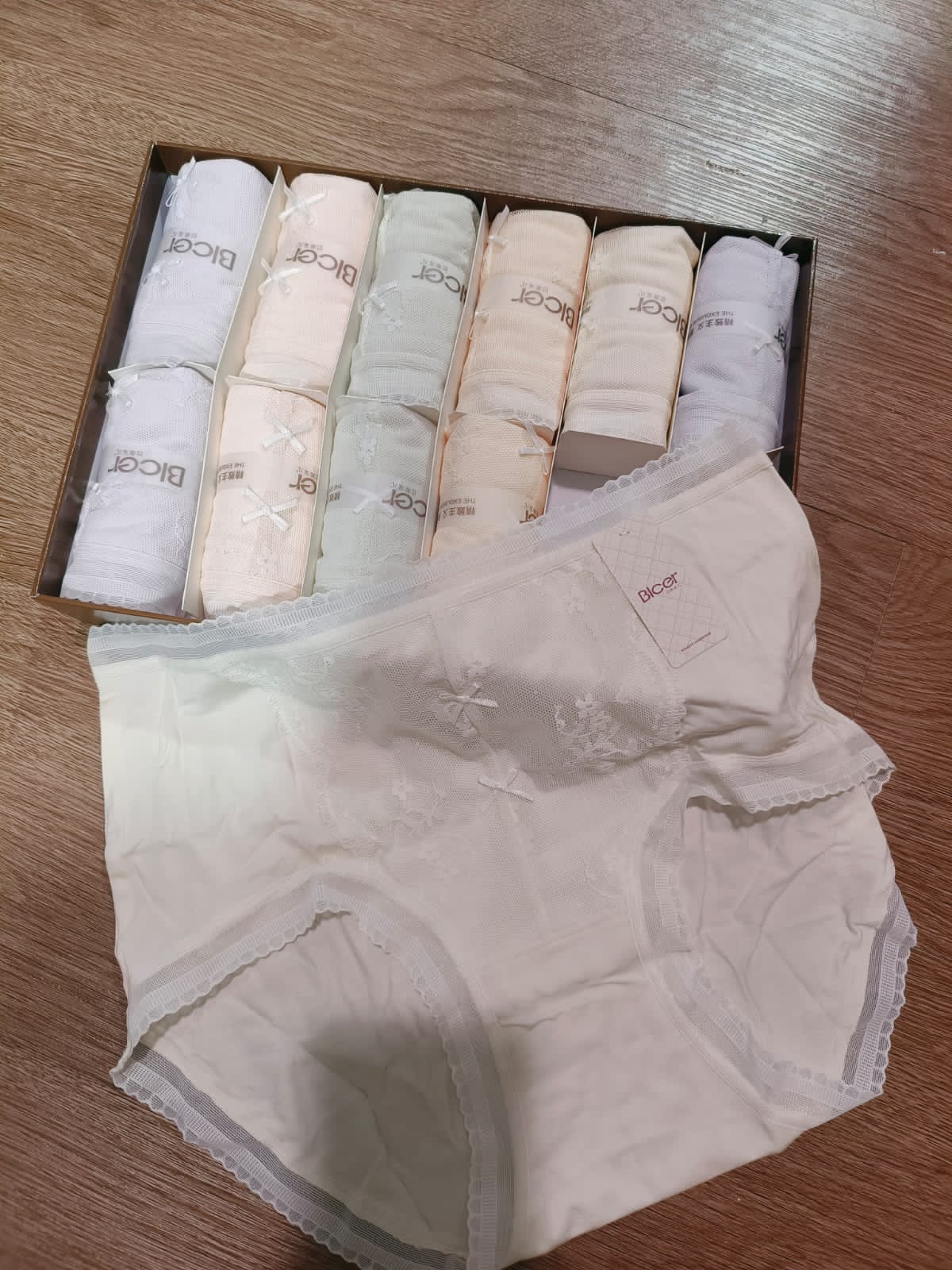 中高腰簿料底底一set6條(建議平時著開M或L碼靚靚)