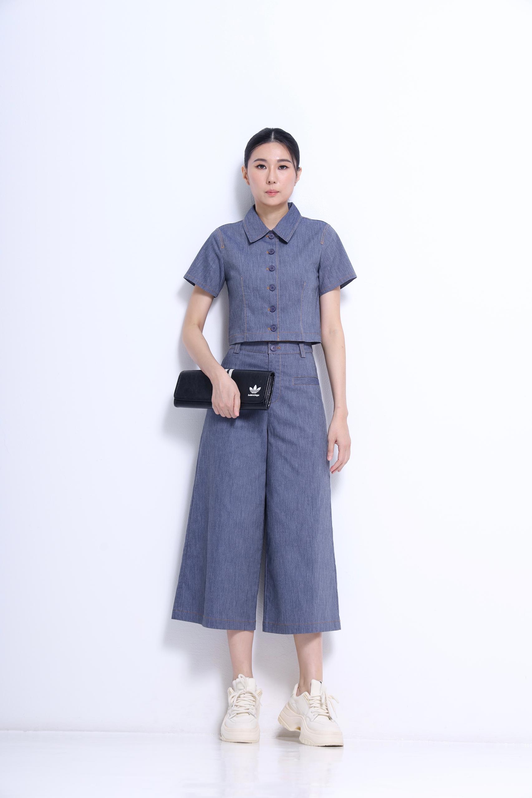 CB2750 Contrast Stitch Cropped Top