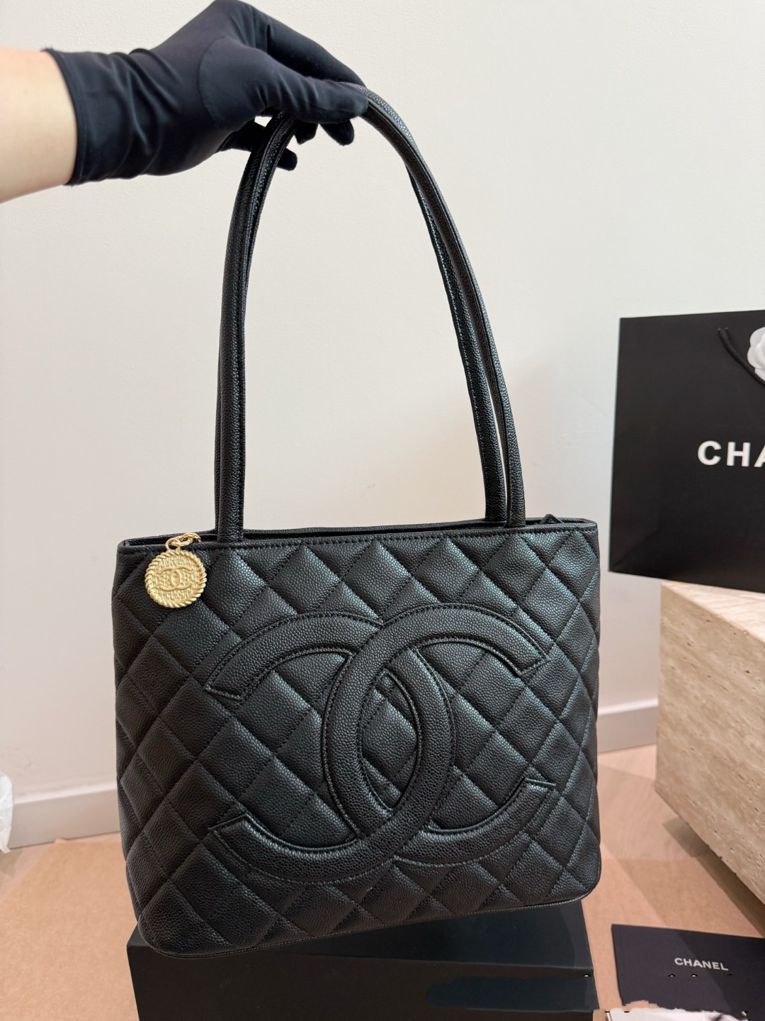 Chanel希爾頓金幣包🤭🤭🤭