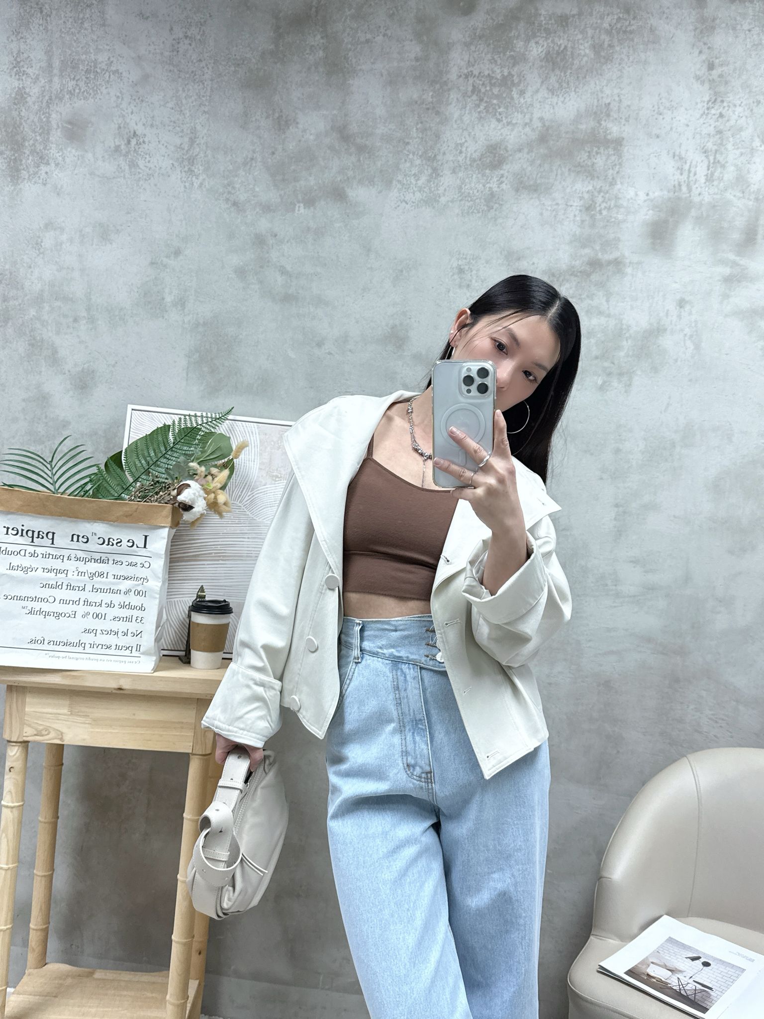 B07 大反領扣鈕外套