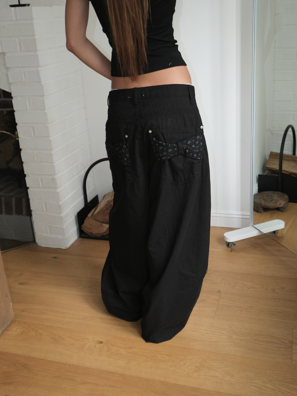Floral Back-Ribbon Balloon Pants