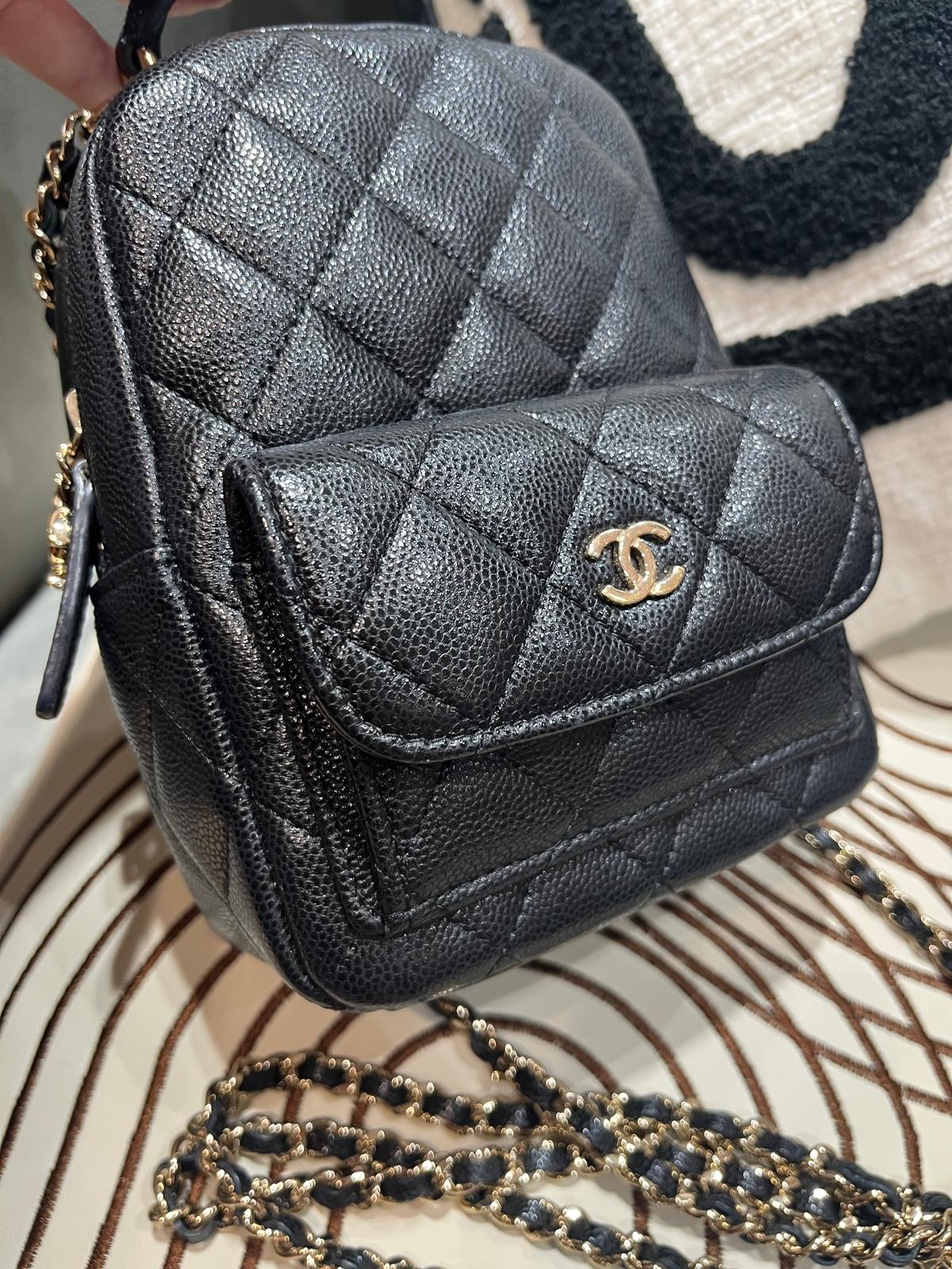 Chanel mini backpack 黑色荔枝牛皮淡金扣迷你背囊24C,100%Authentic,98%new ✅晶片✅dust bag✅box