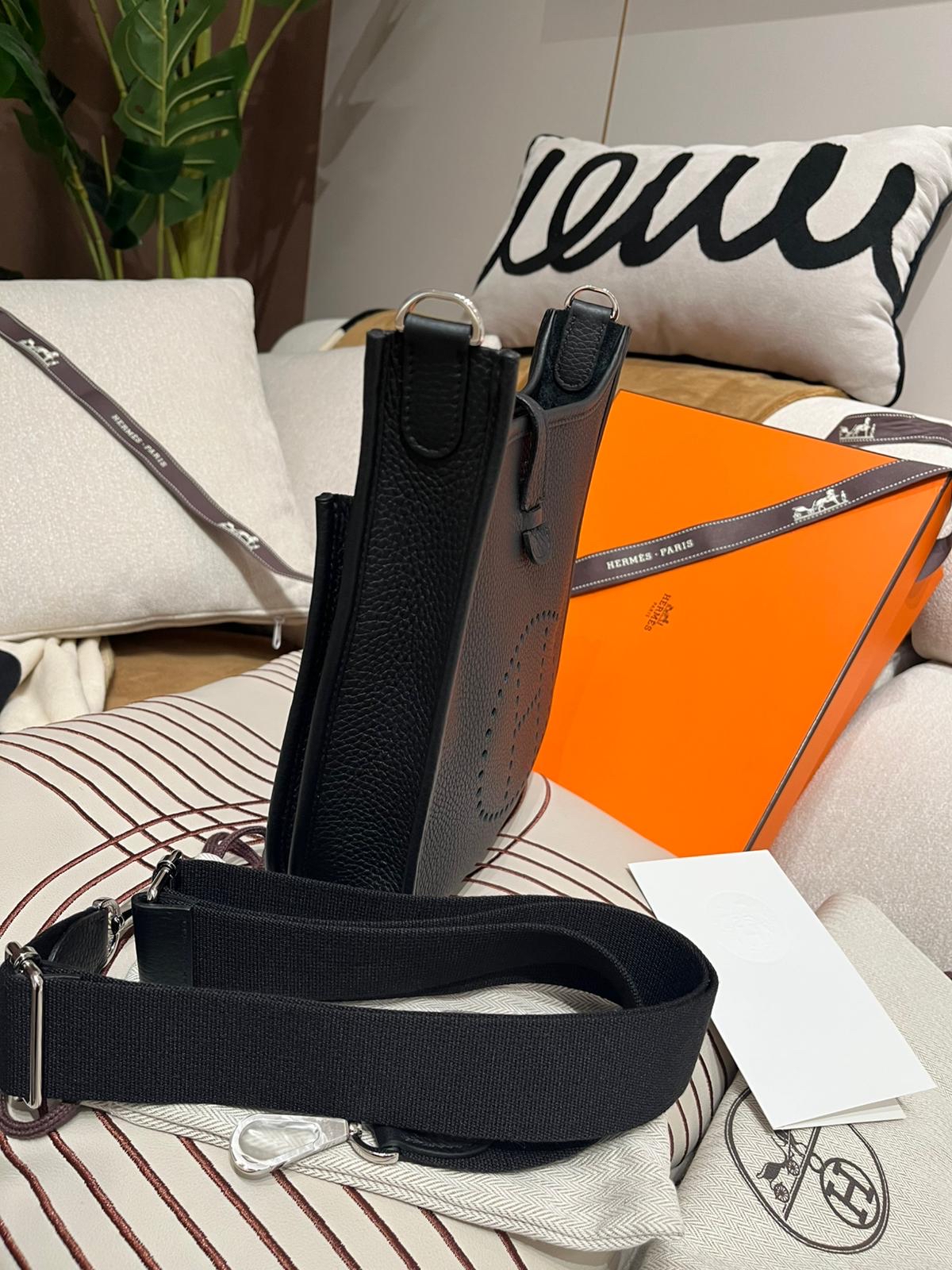 全新Hermes Evelyne 23 STAMP G 黑銀 100%Authentic, Brand New 全新 ✅專門店收據✅塵袋✅盒