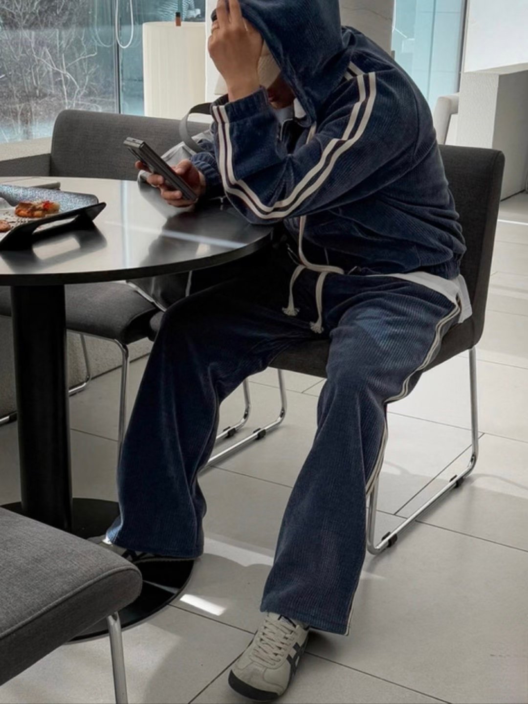 絨面款橫間套裝