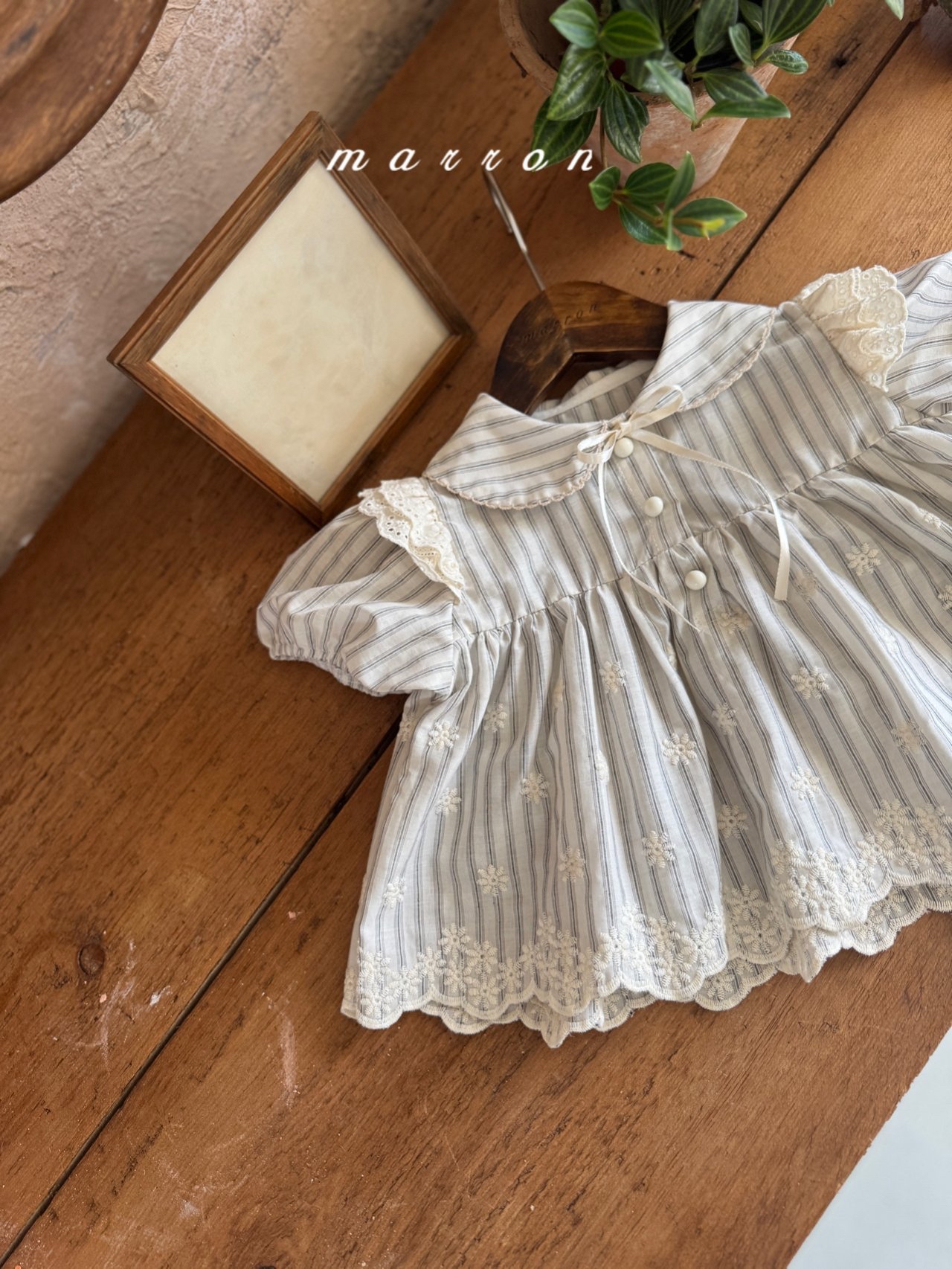 🇰🇷Marron blouse