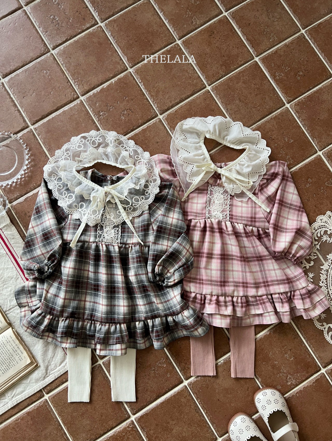 🌸預訂 韓國直送🌸🇰🇷THELALA兩色蕾絲荷葉邊格紋長袖連身裙