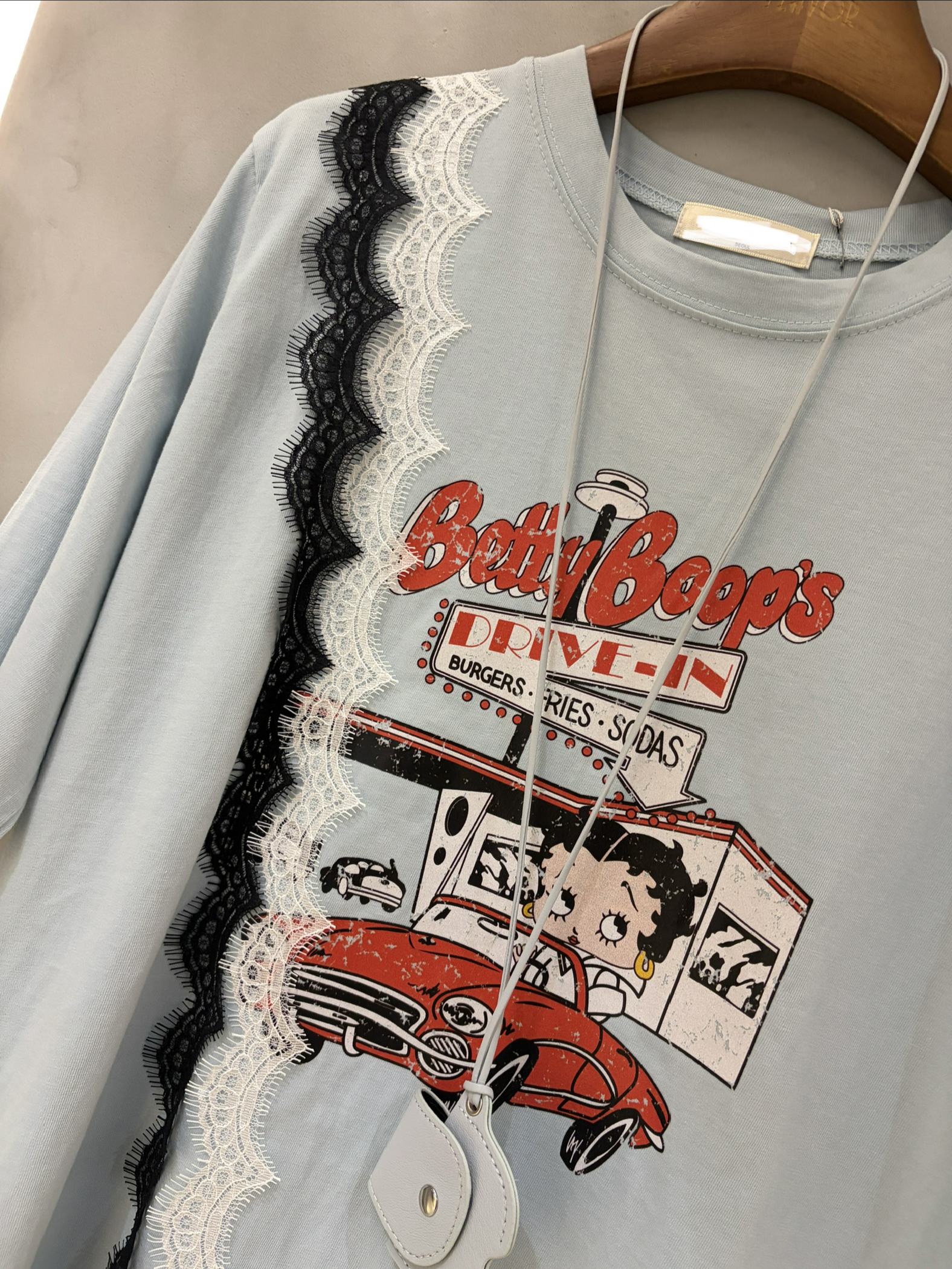 粉藍色Betty tee