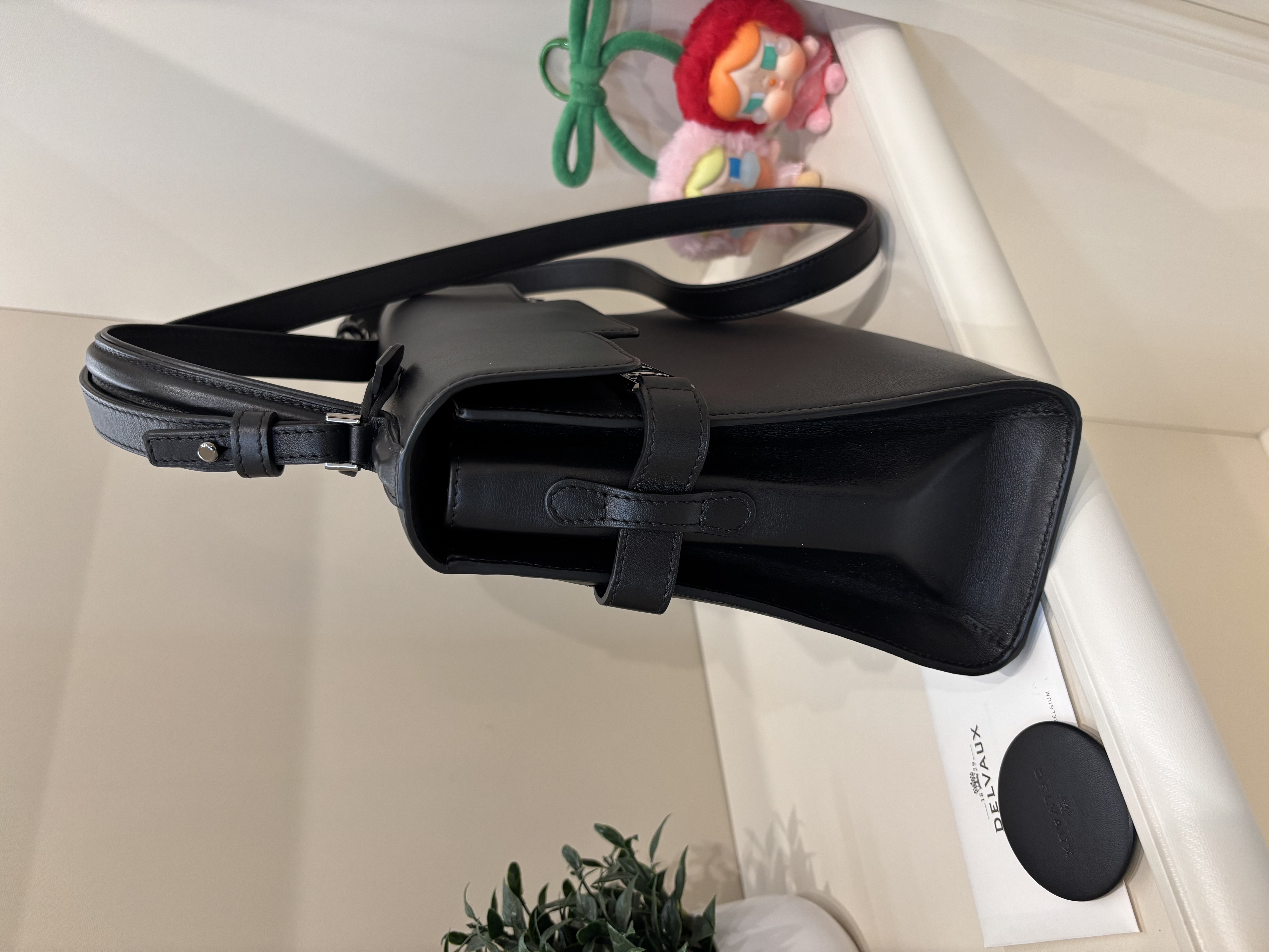 Delvaux tempete mm calfskin 2way bag black 100%Authentic ,95%new ✅mirror ✅ certificate ✅dust bag  