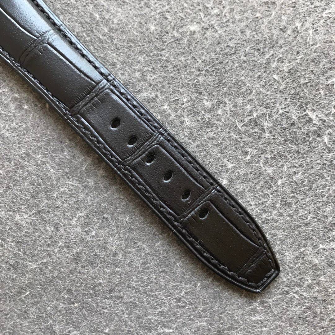 爱彼 Audemars Piguet 黑色表盘玫瑰金表壳男士腕表