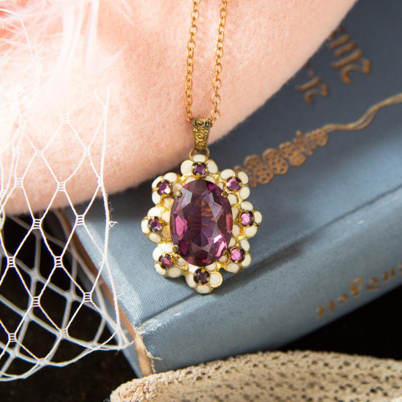 c.a. 1950s Adorable Austrian/Czech Hand-painted White Floral Amethyst Glass Necklace (AC152)