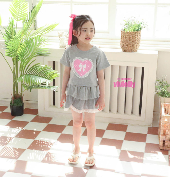 🇰🇷Vivielly tee