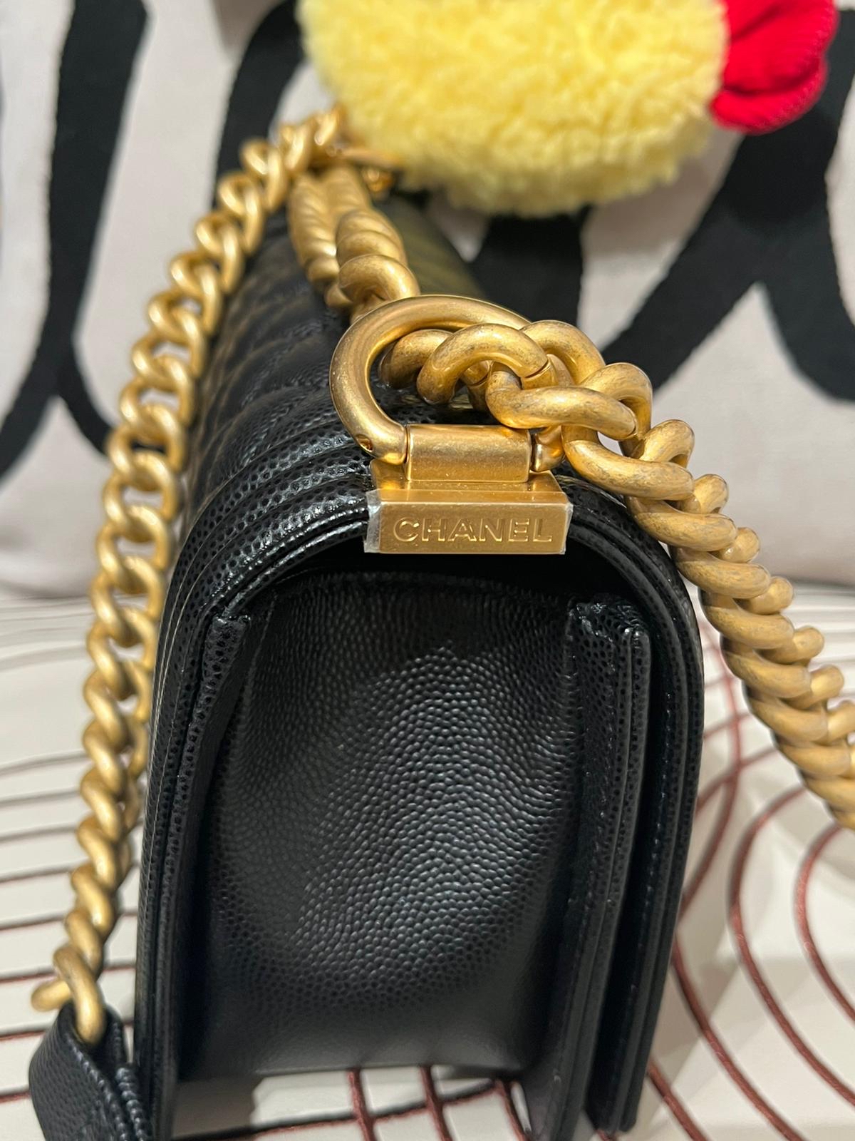 Chanel boy 20cm A67085 黑色魚子醬牛皮金扣 100%Authentic ,99%new ✅香港專門店收據✅晶片 ✅dust bag ✅box