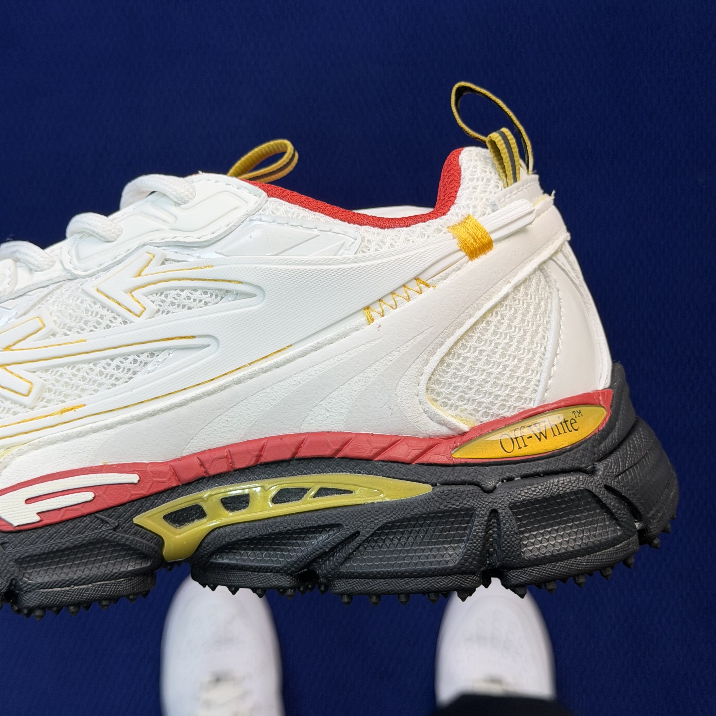 Off-White Be Right Back