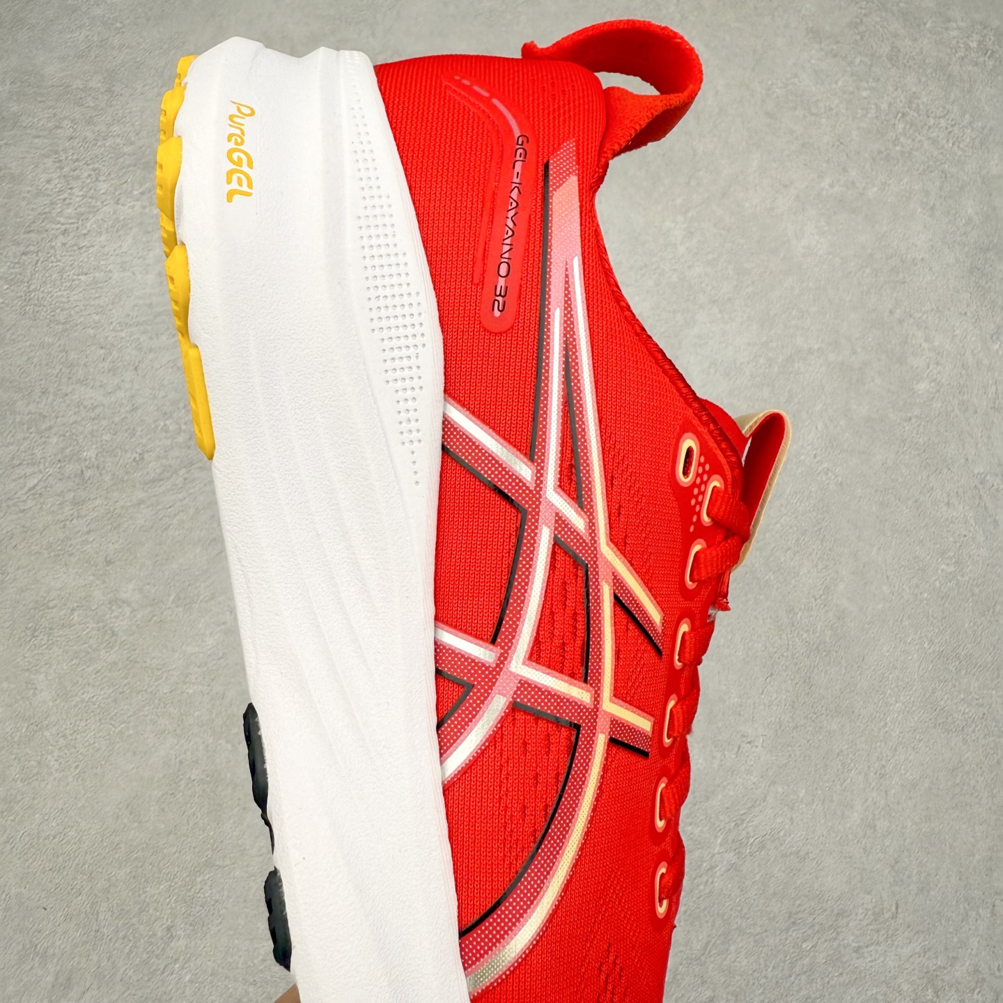 Asics Gel-Kayano 32