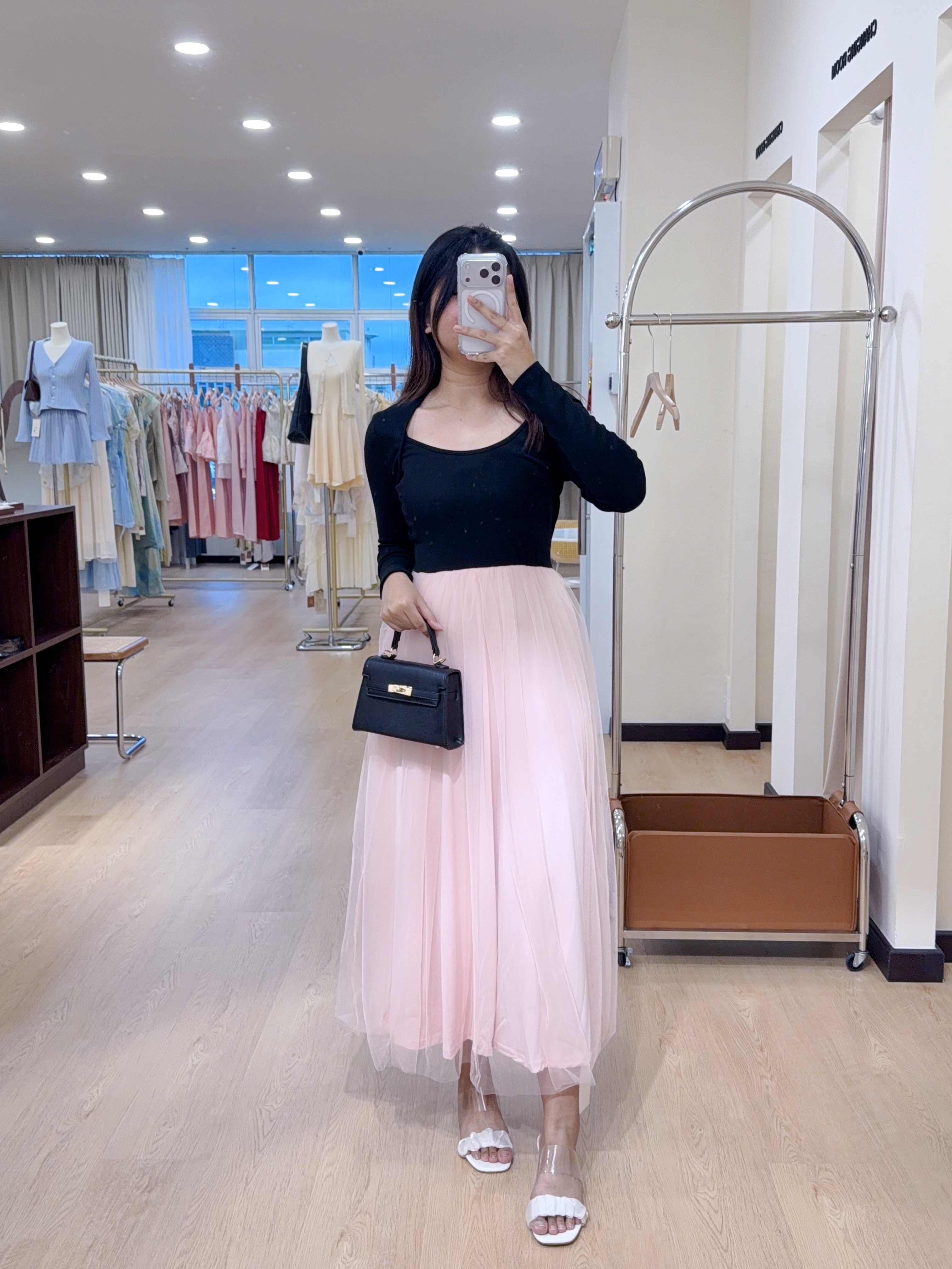 5820拼接网纱连身长裙