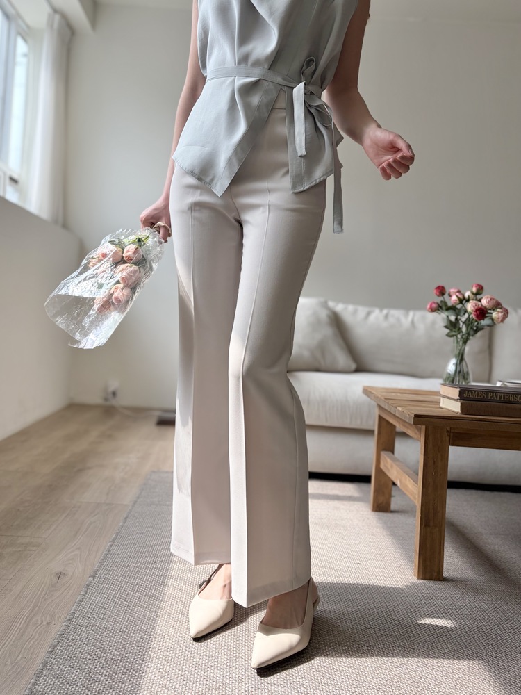 Classique Tailored Pants (Light Beige)