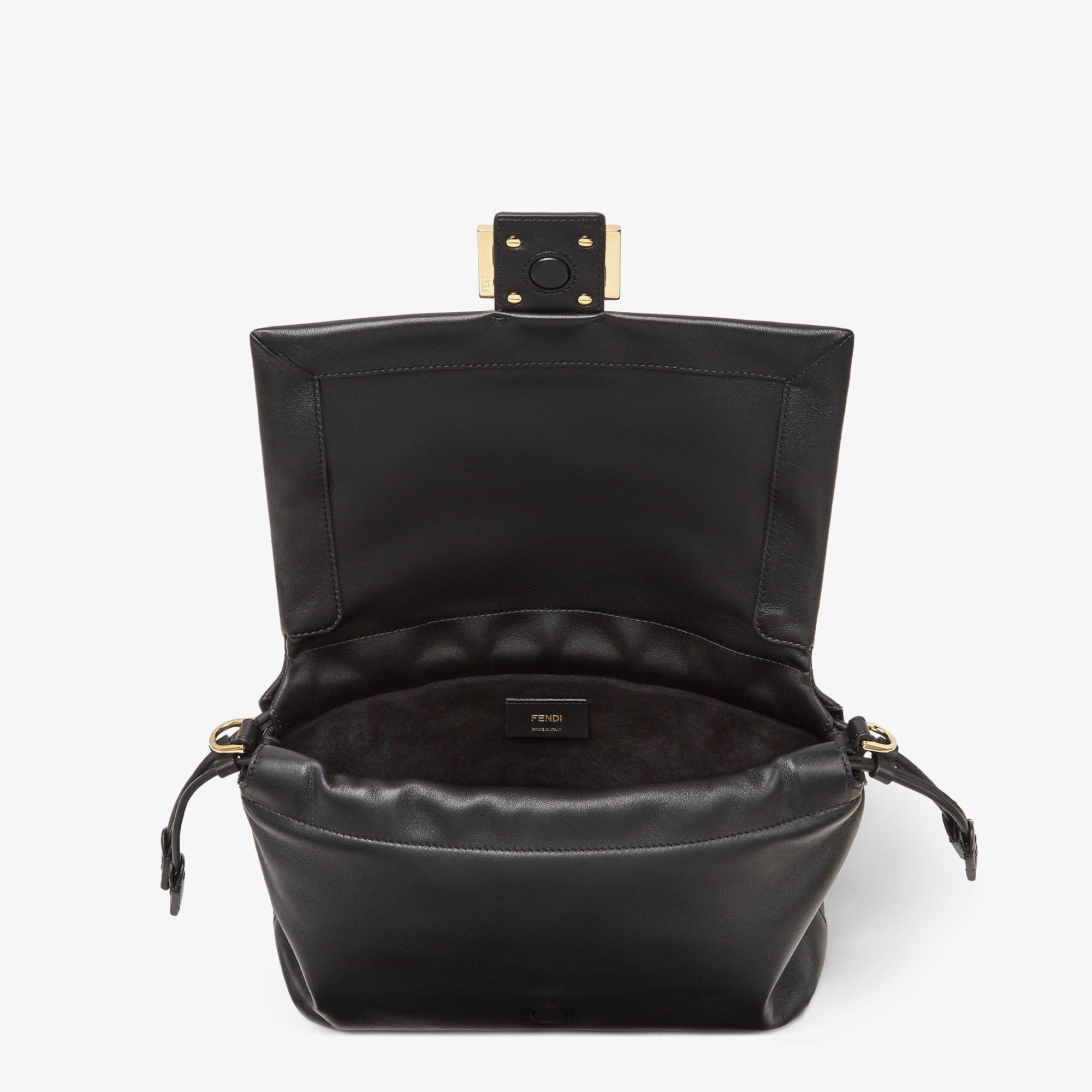 精選貨品優惠🍒訂貨📮Fendi Mamma Baguette Medium  Size 26.5x18x8.5cm