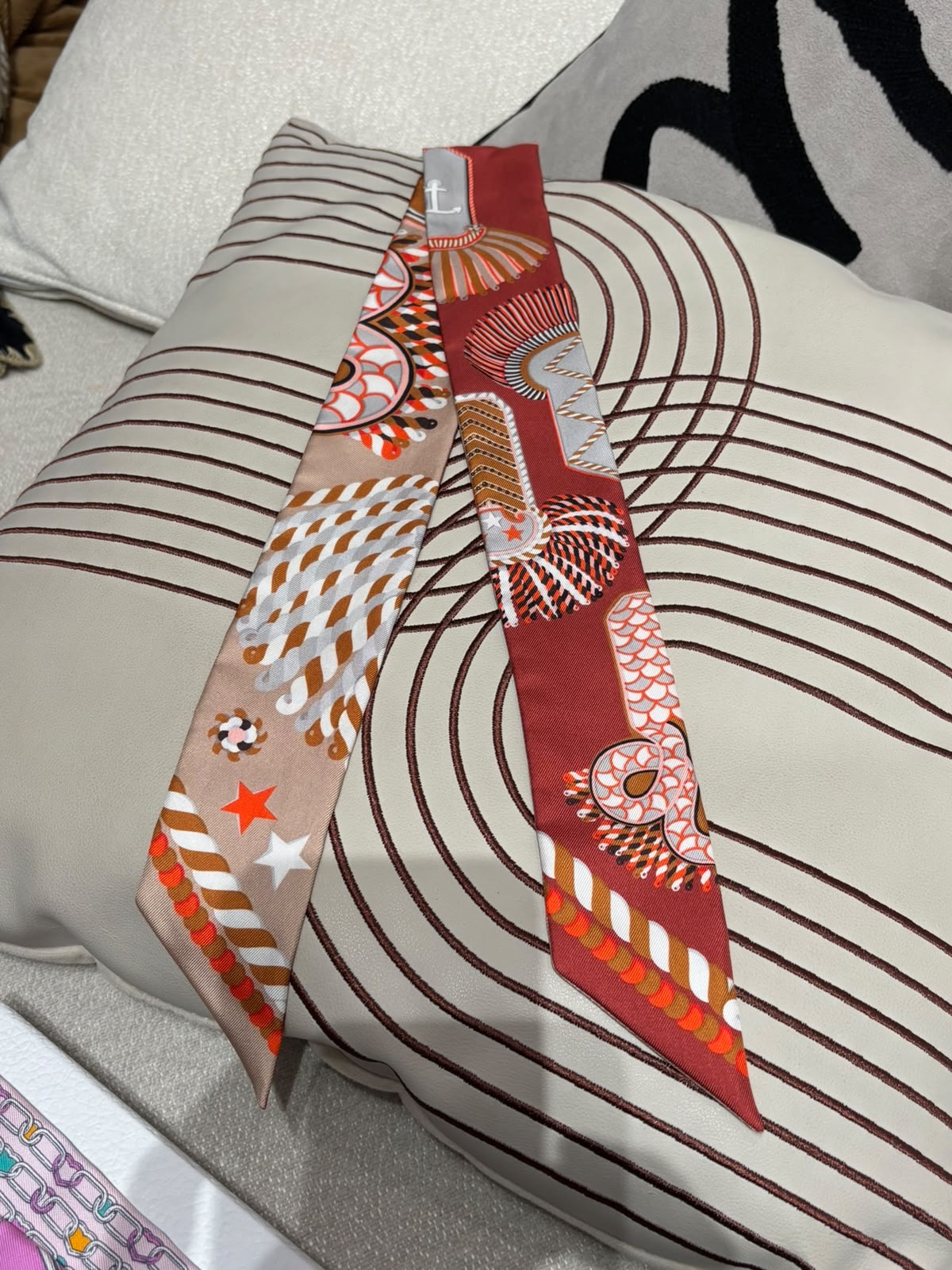 Hermes Twilly 100%Authentic, 98%New ✅Box