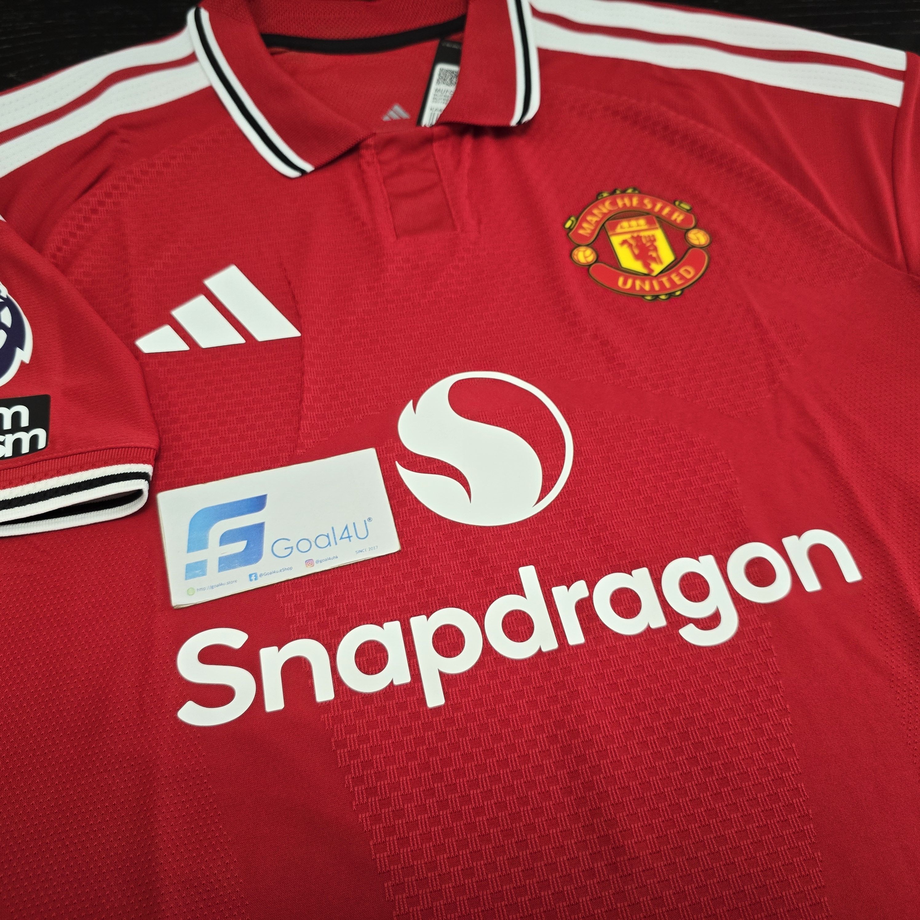 重現七十年代紅魔榮光 Adidas Manchester United 曼聯 2026-27 主場球員版球衣 (可加印字章) KA6868