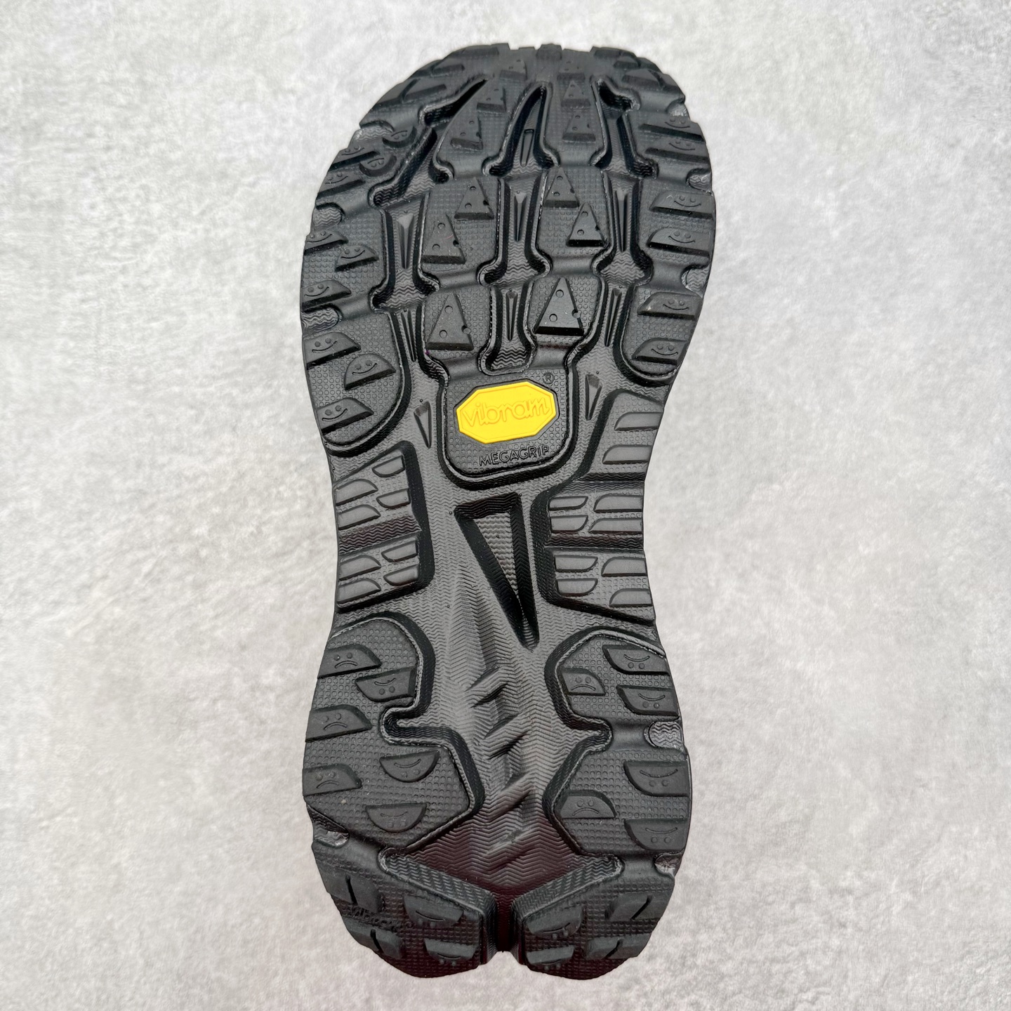 Hoka One One Mafate X