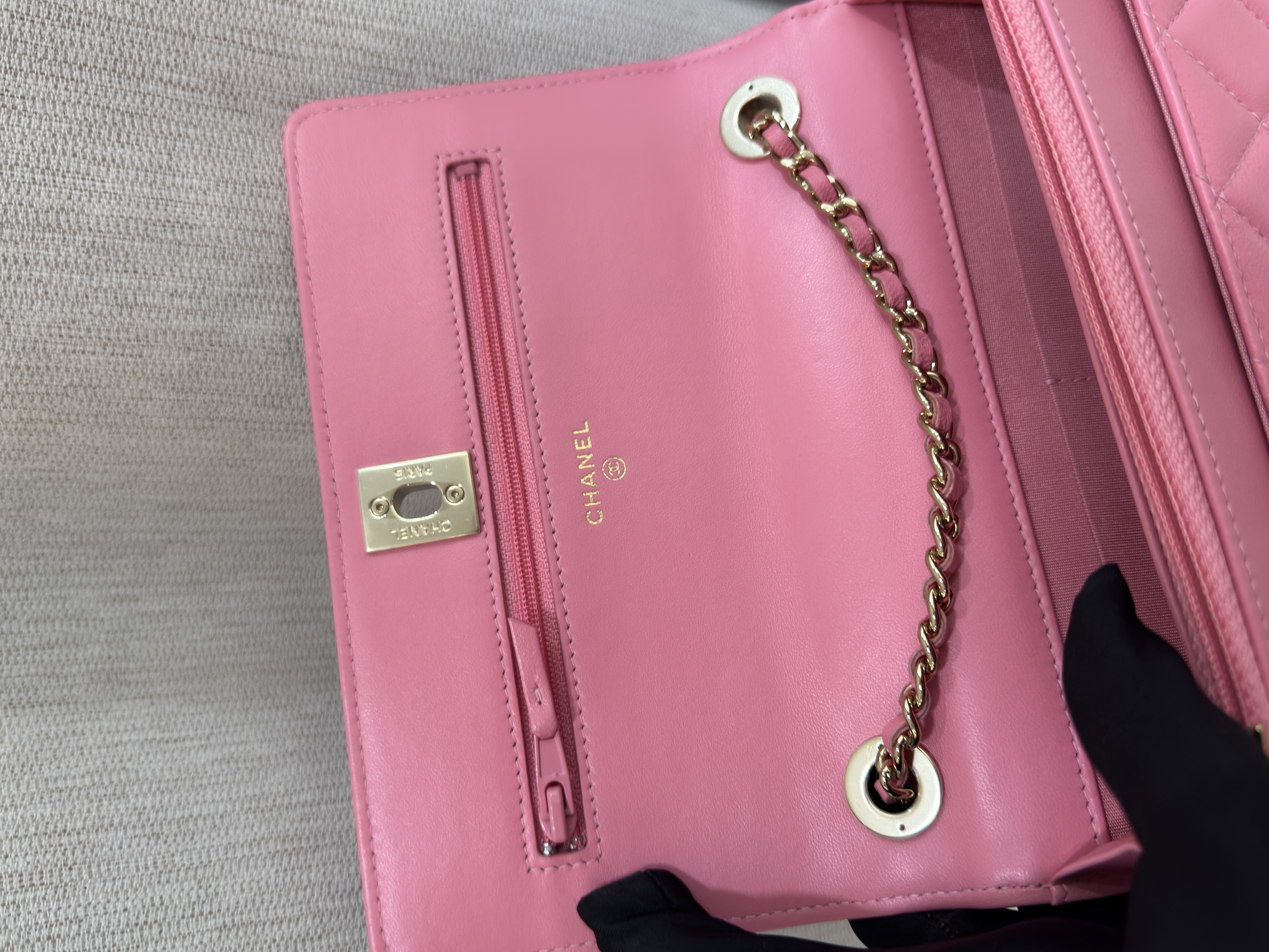 Pre-Owned CHANEL TrendyCC  WOC / Product Code : 26022122