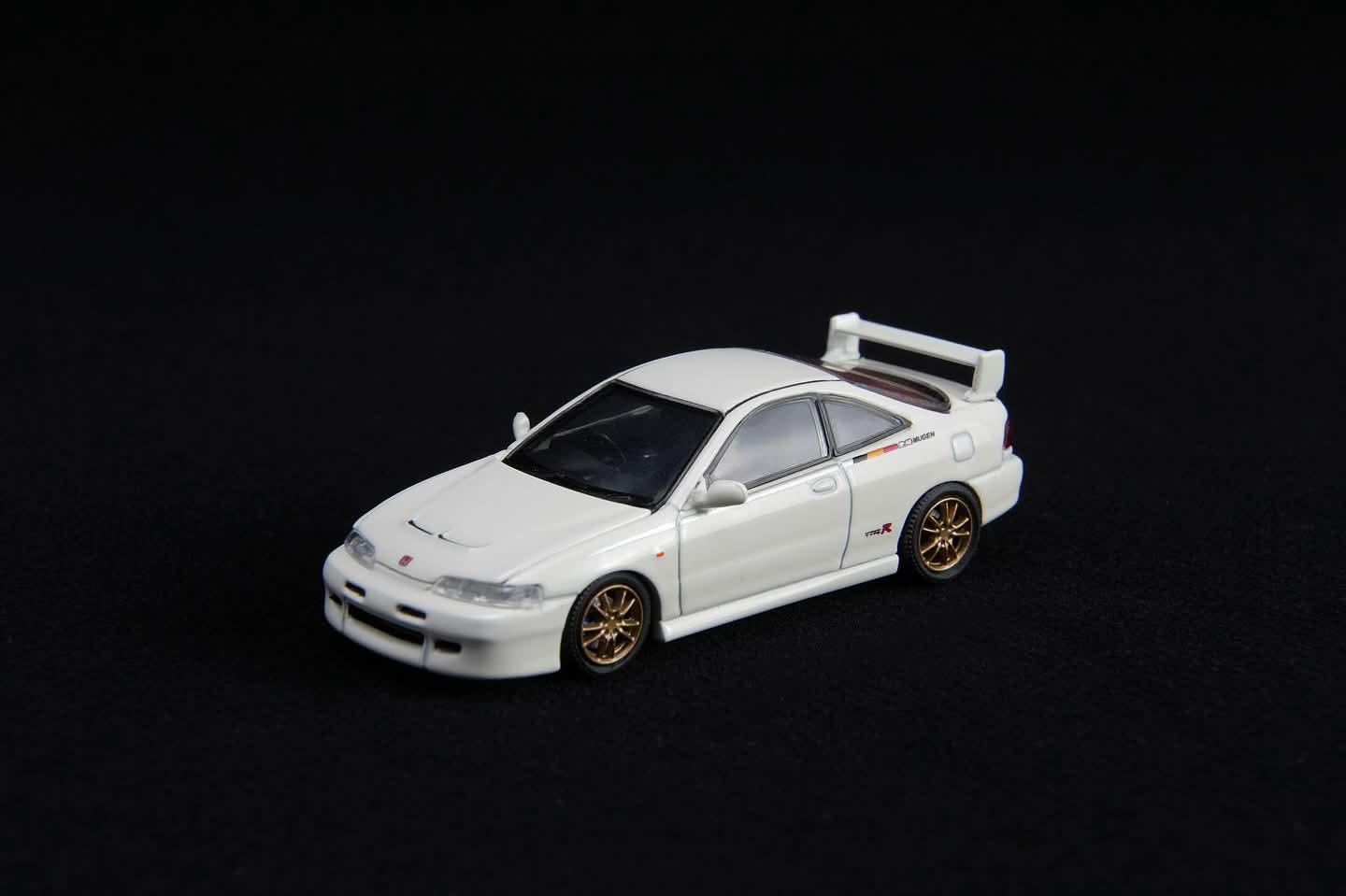 PRE-ORDER MH 1/64 HONDA INTEGRA TYPE