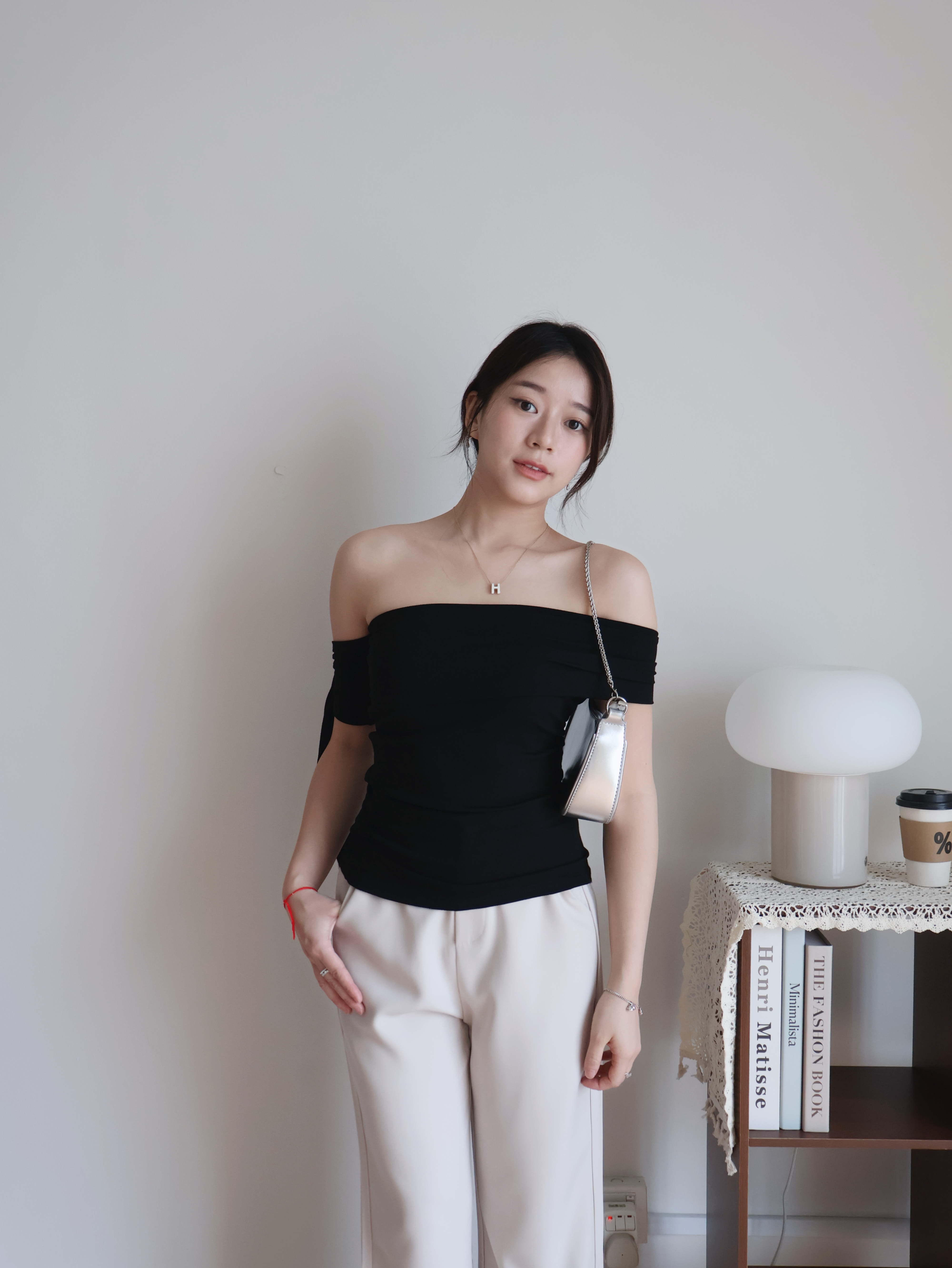 Arthur Off Shoulder Shirt | Black