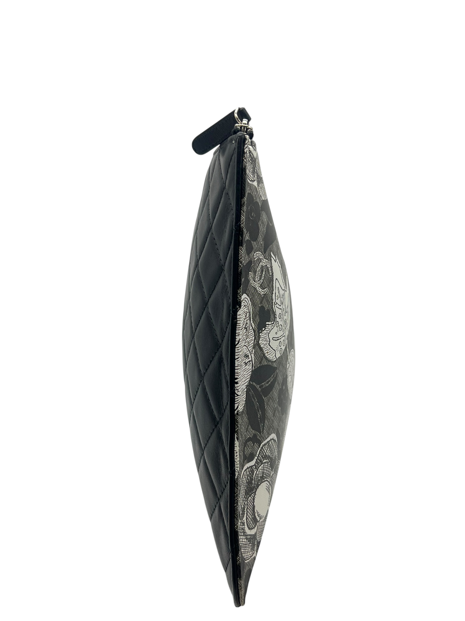 Pre-Owned CHANEL Camellia Printed Pouch / Product Code: 26051913