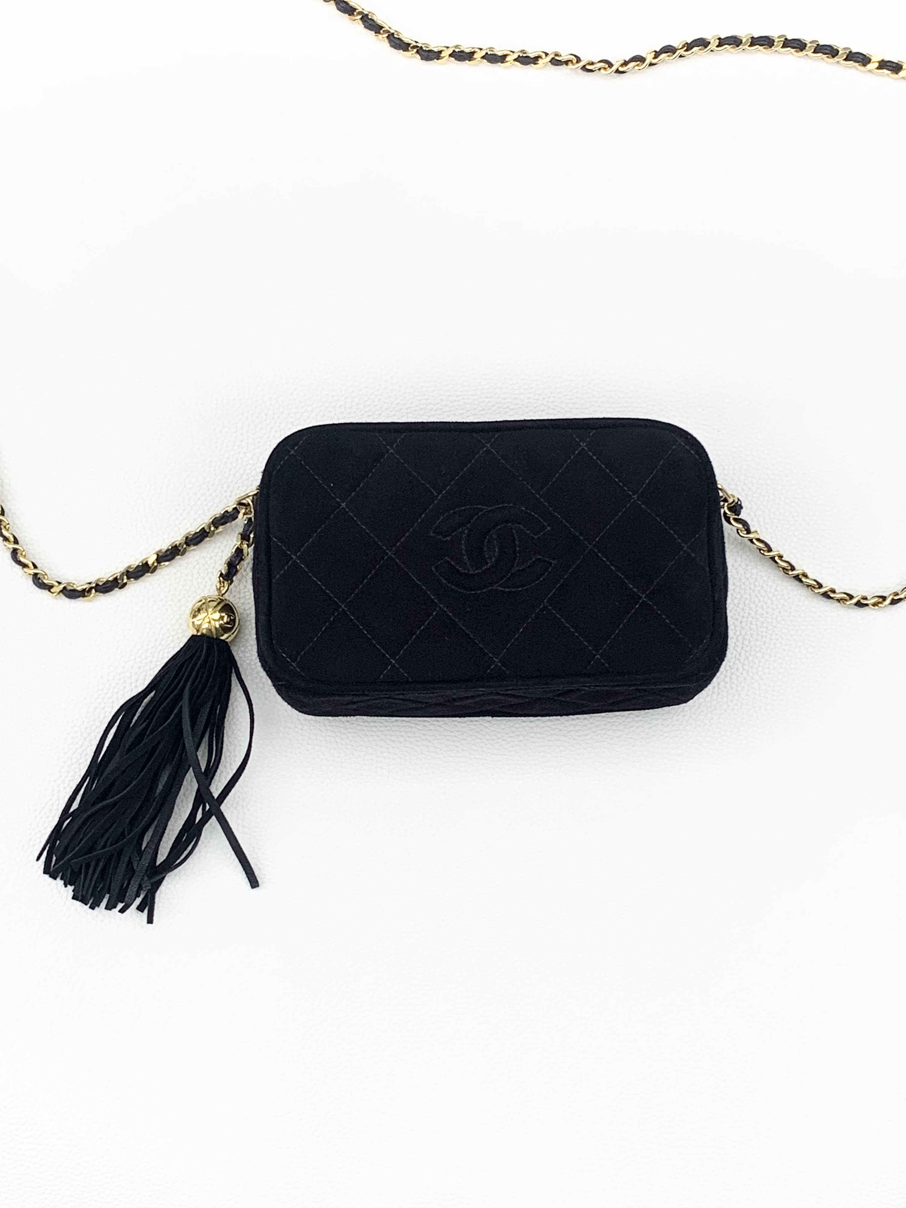 【預訂貨品】閒置新⭐️  Chanel黑色麂皮山羊皮金球流蘇相機包