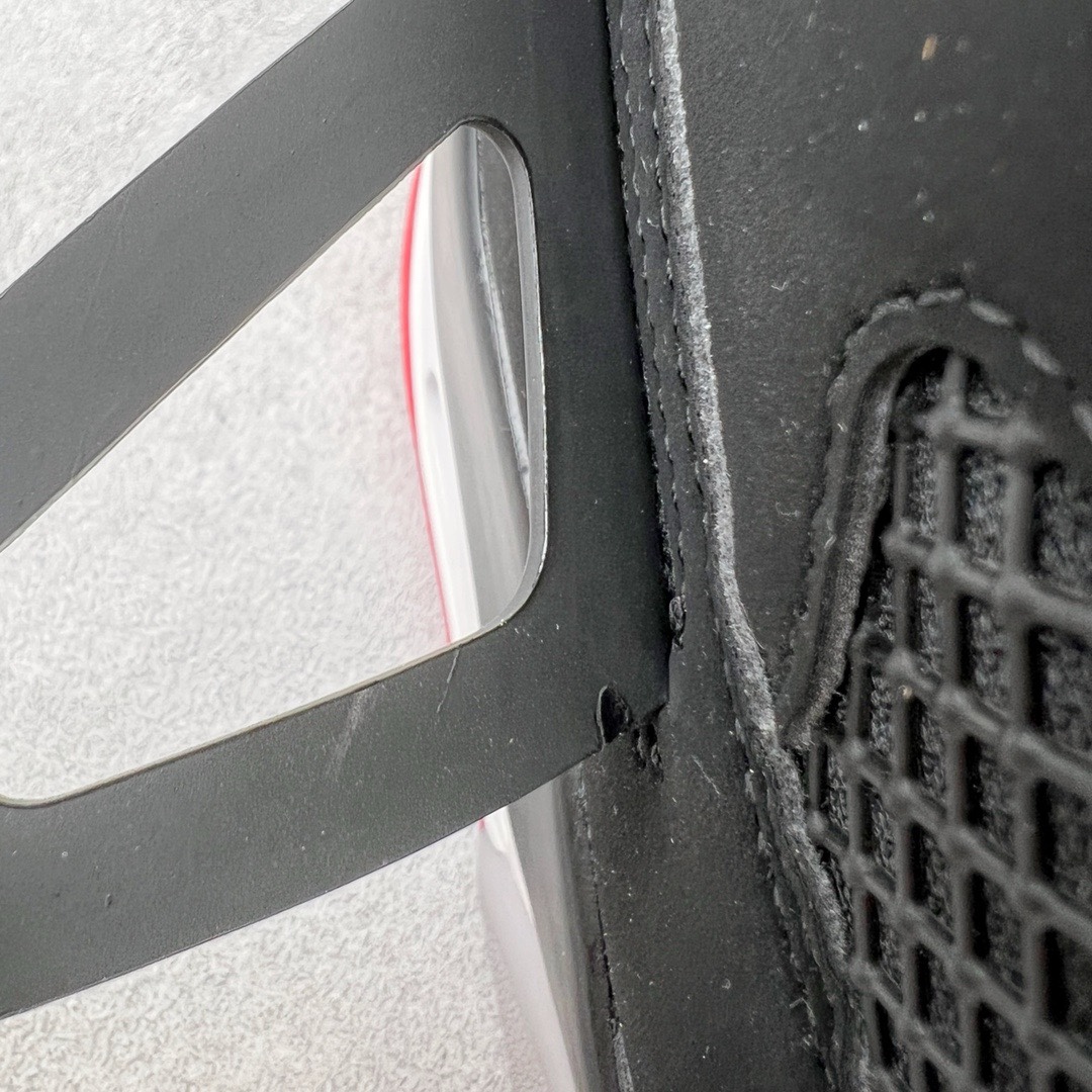 Nike Air Jordan 4 Retro OG "Bred" 308497-060