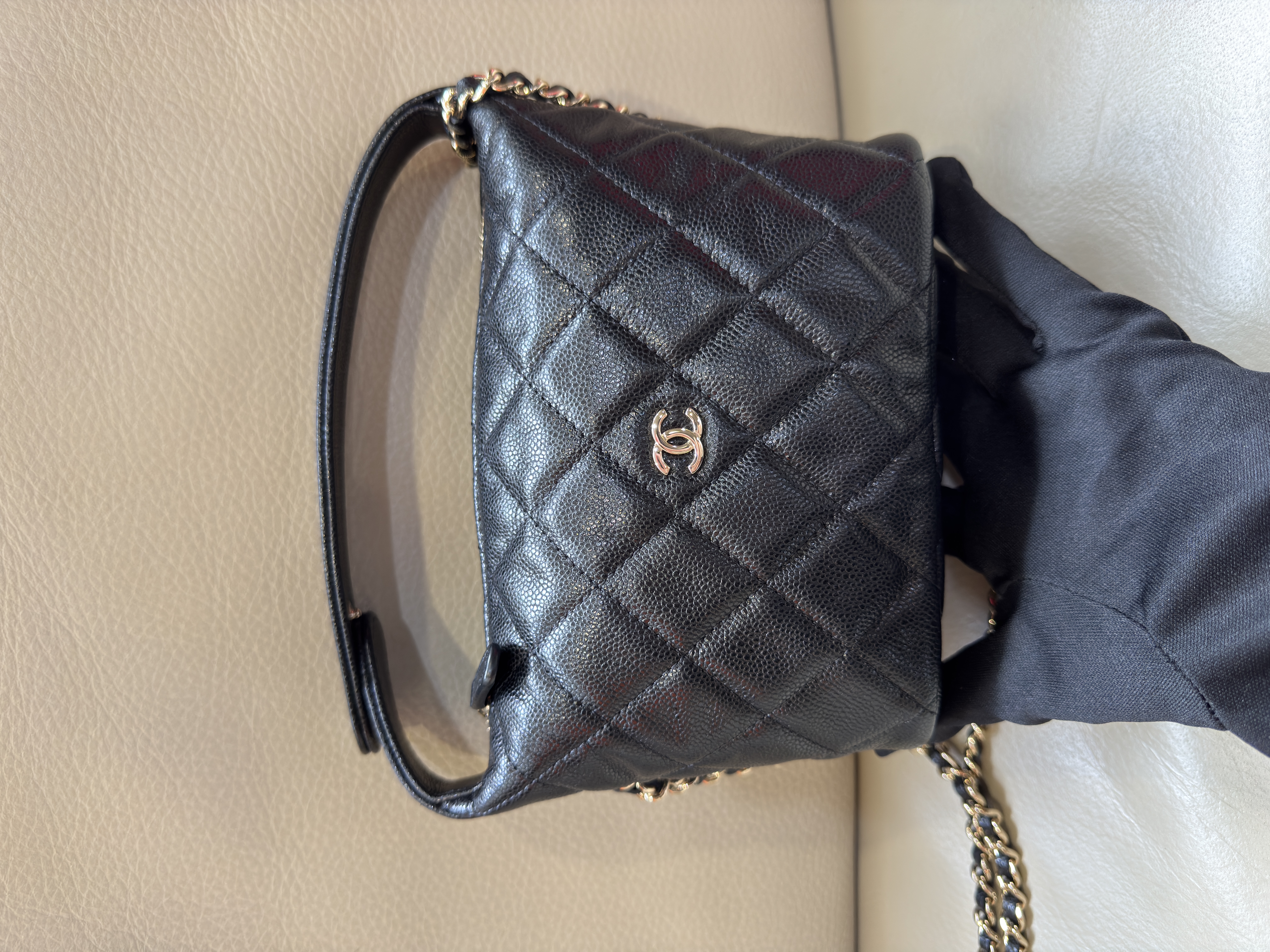 Pre-Owned CHANEL 25C Hobo Bag / Product Code: 36042428