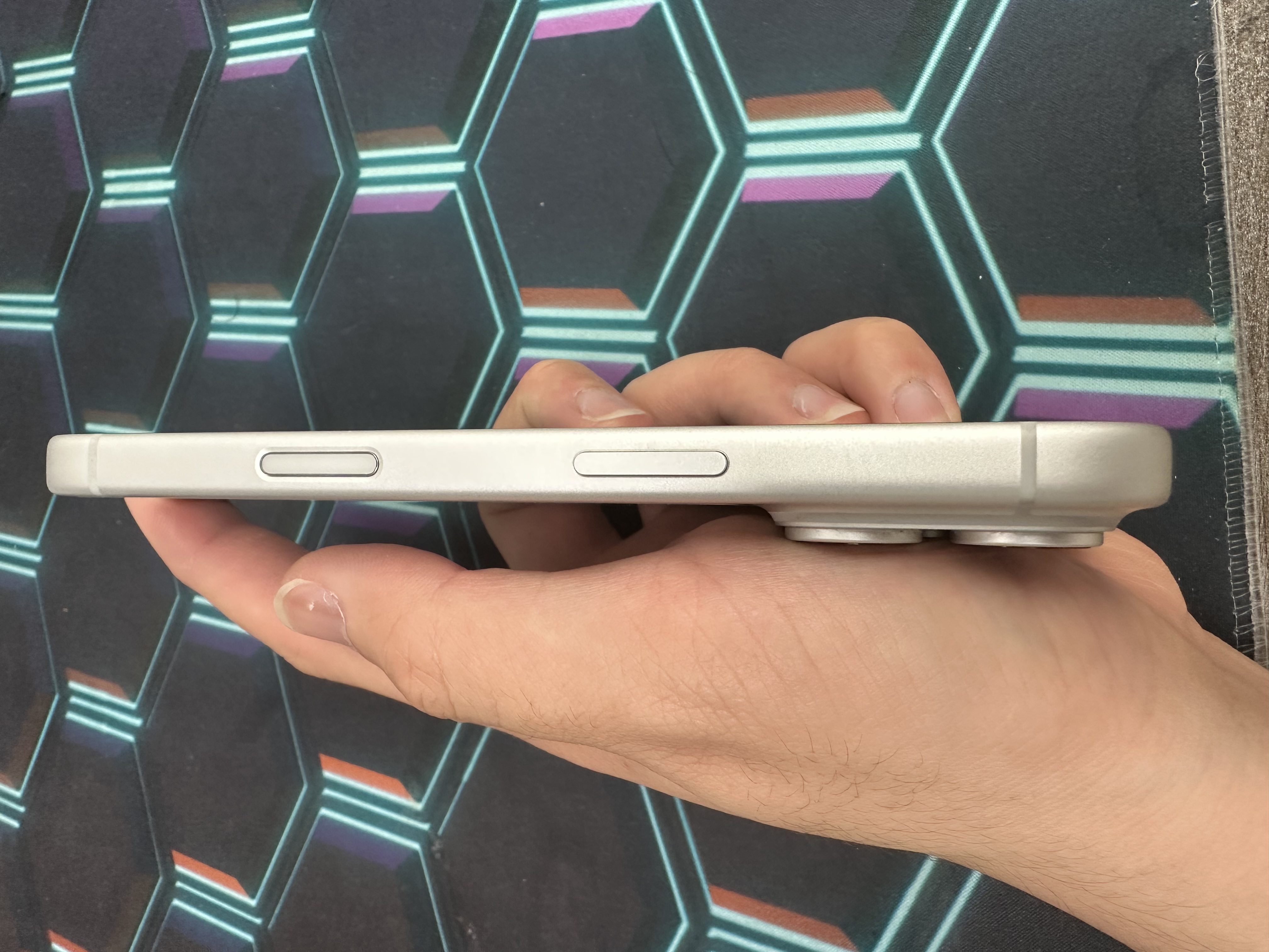 *8057 17 Pro 完美機 512GB 電93 銀色 sliver