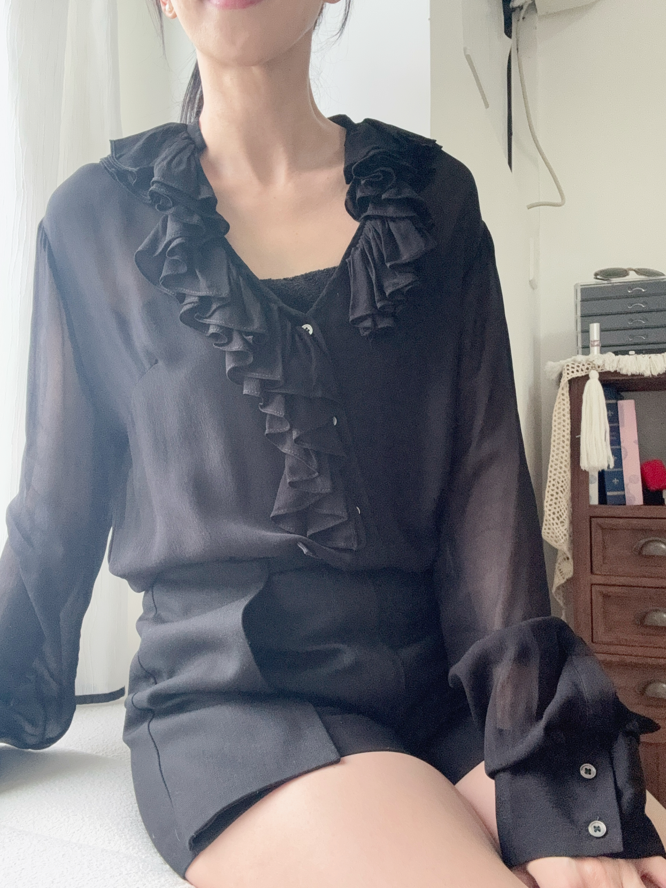 Elegant ruffle blouse