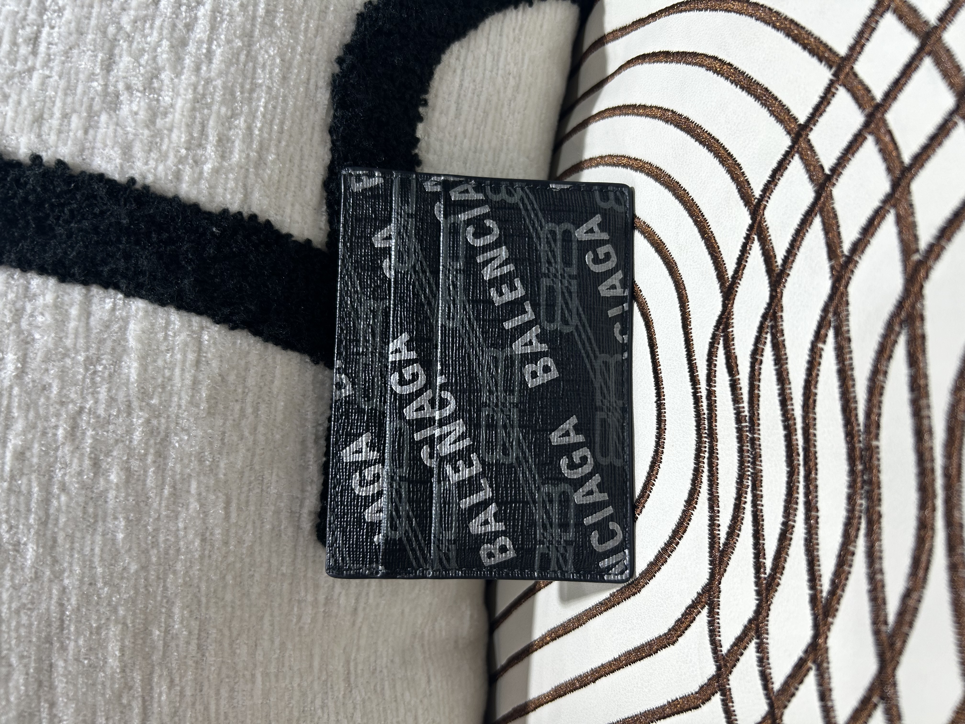 BALENCIAGA Card Holder 黑色BB Monogram Cash卡片套 牛皮 594309 100%Authentic, 98%New